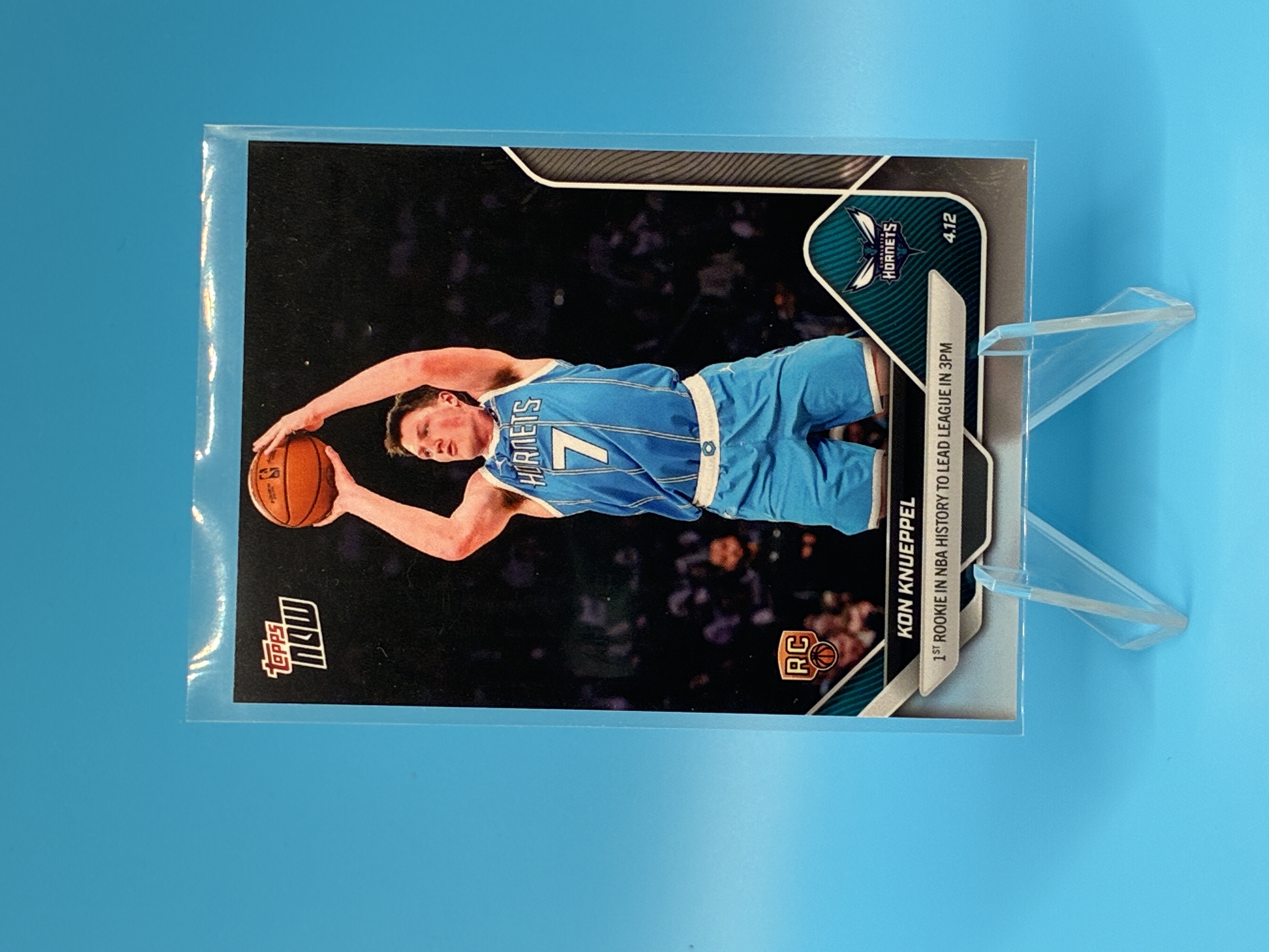 2025/2026 Topps NOW Kon Knueppel #252 Charlotte Hornets – Vorderseite