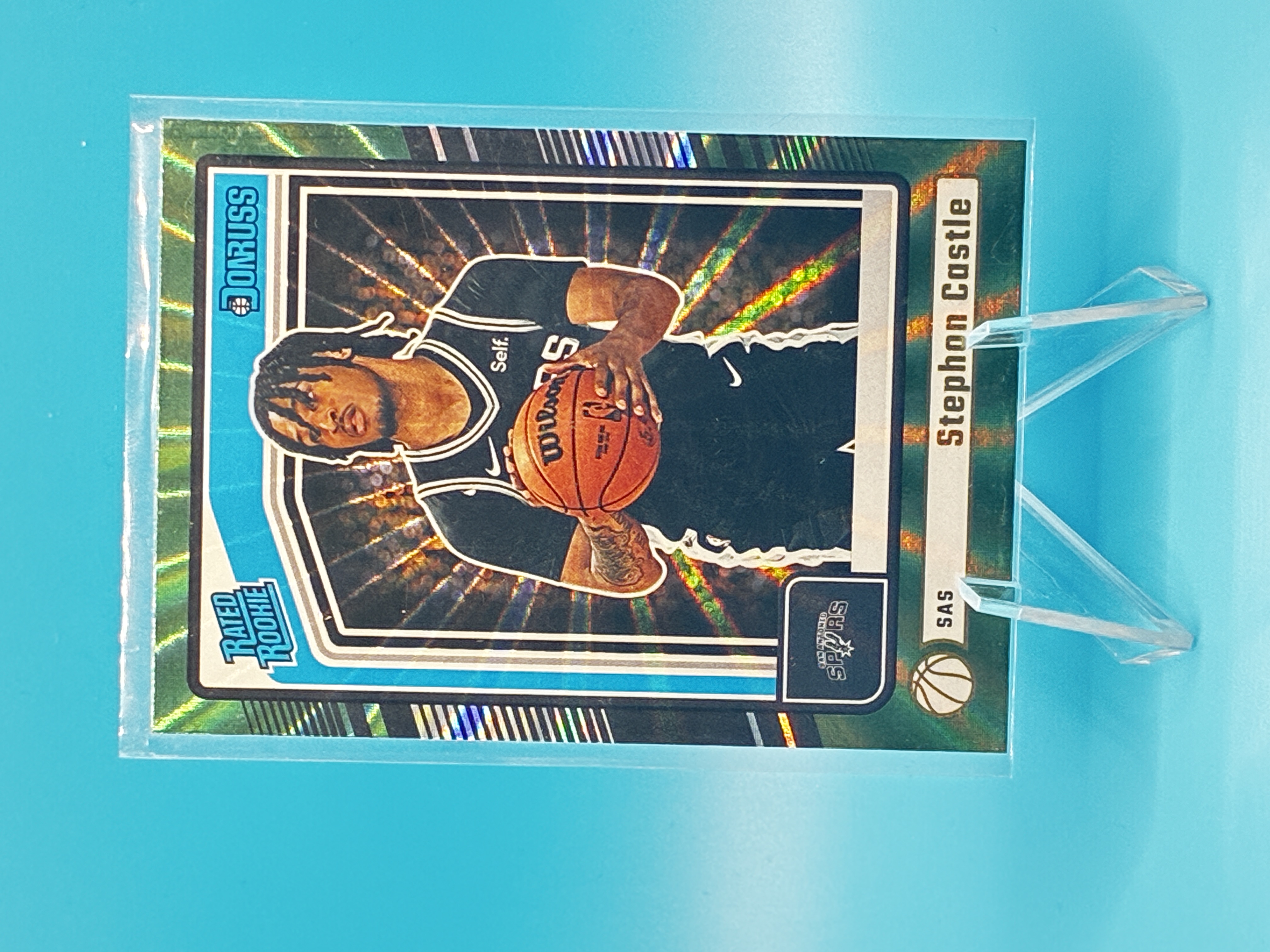 2024/2025 Panini Donruss Stephon Castle Green Laser Rated Rookie #244 San Antonio Spurs – Vorderseite