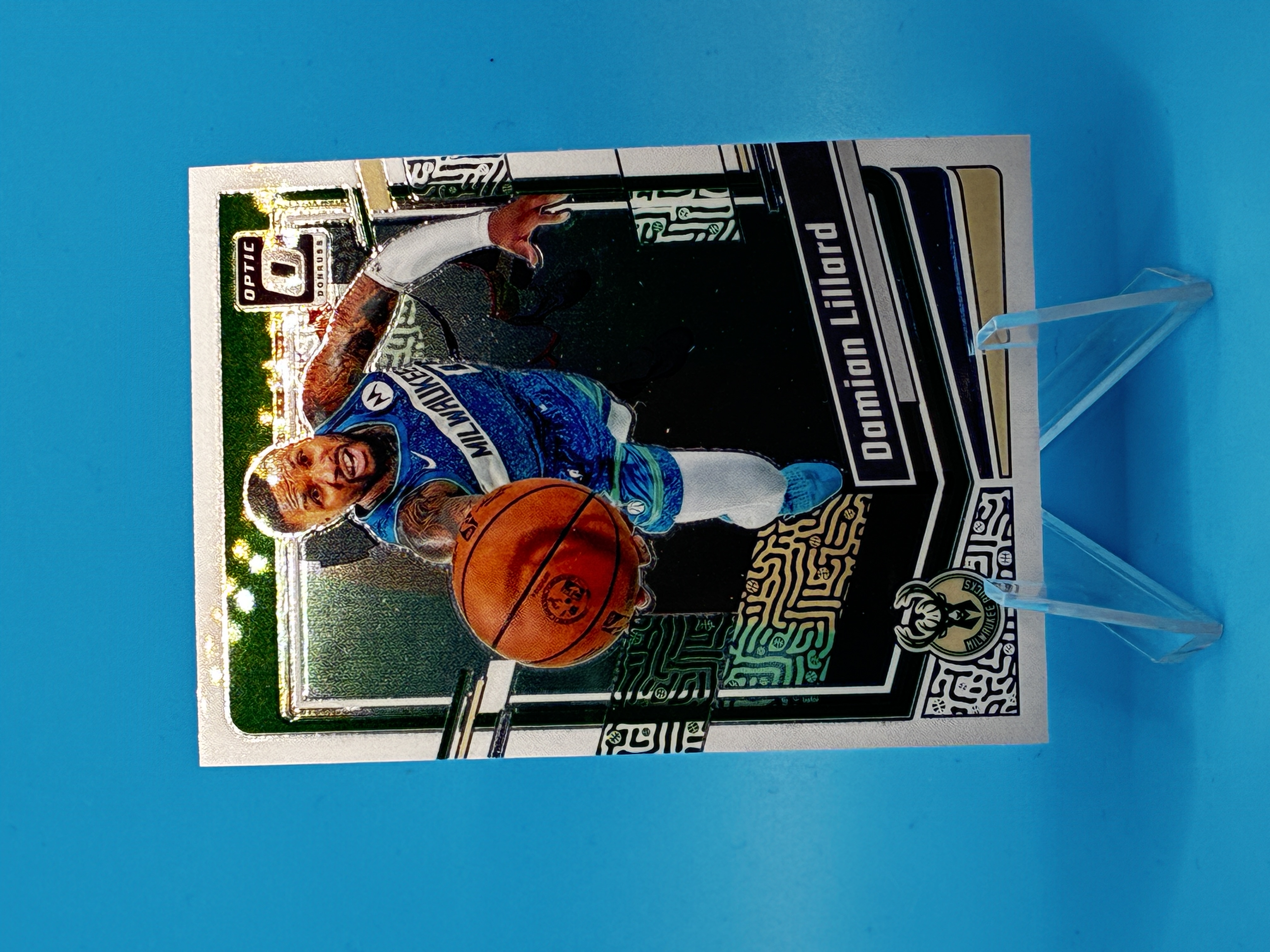 2023/2024 Panini Optic Damian Lillard #4 Milwaukee Bucks – Vorderseite