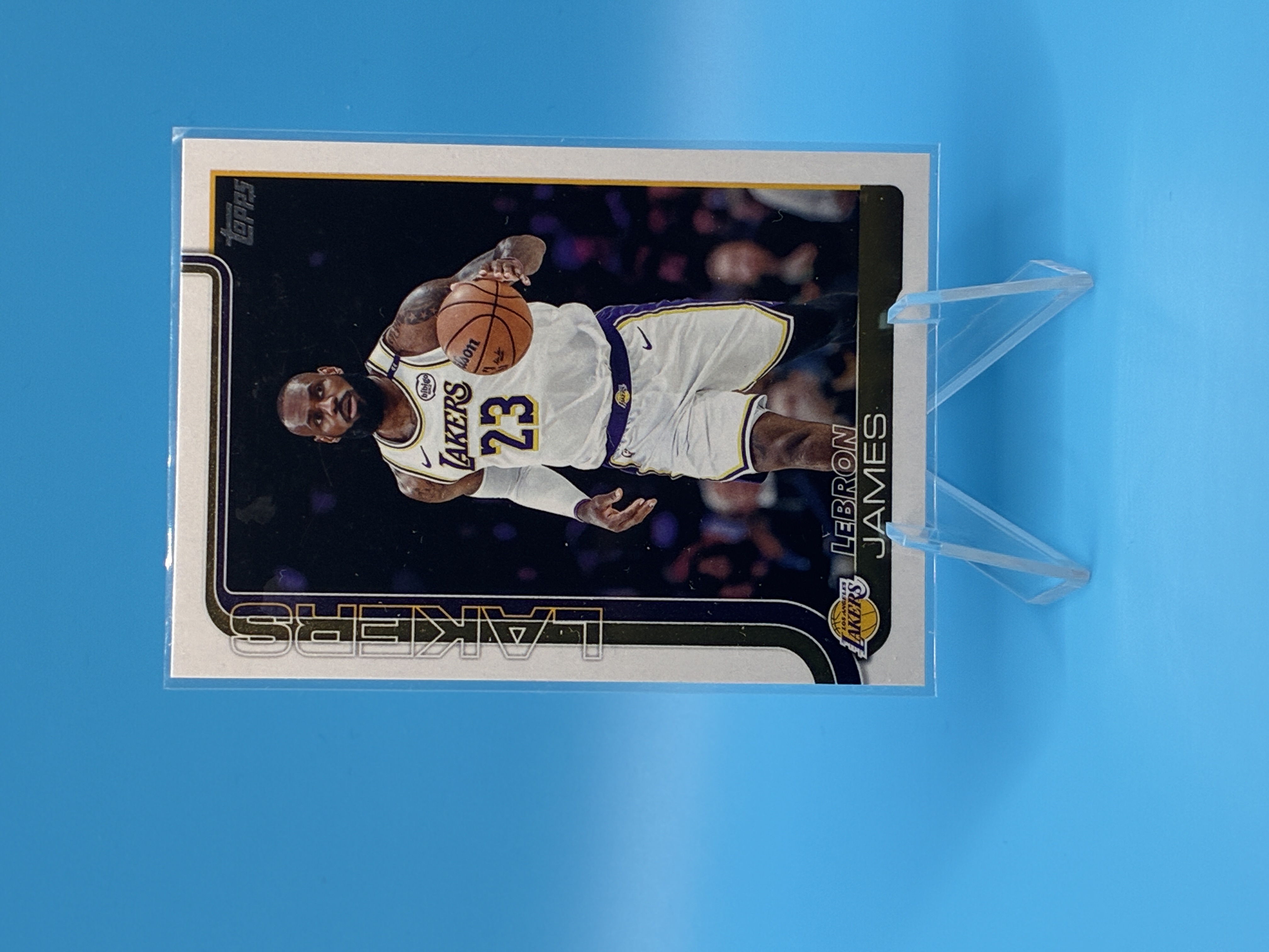 2024/2025 Topps Flagship LeBron James #150 Los Angeles Lakers – Vorderseite