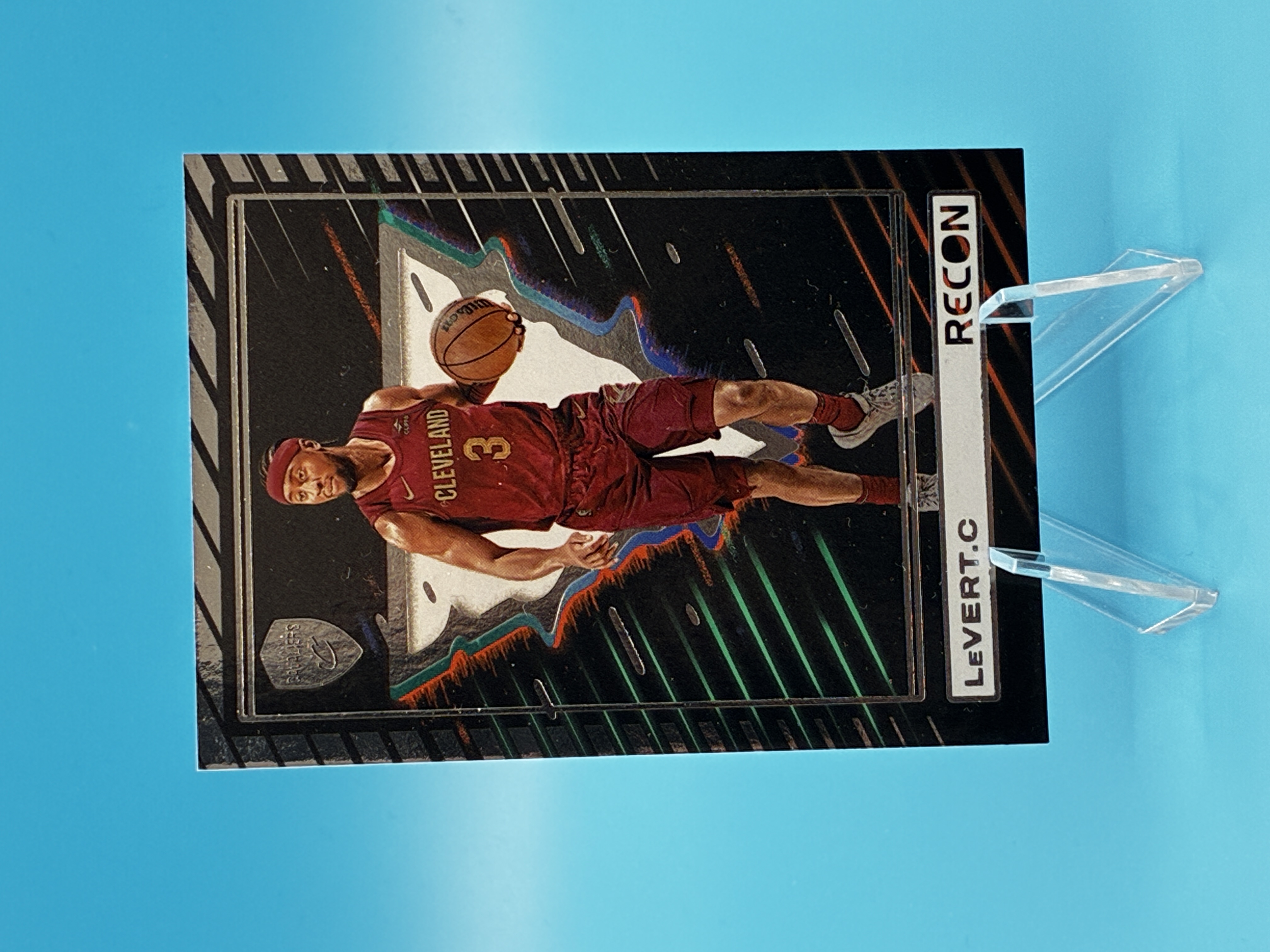 2023/2024 Panini Recon Caris LeVert #153 Cleveland Cavaliers – Vorderseite