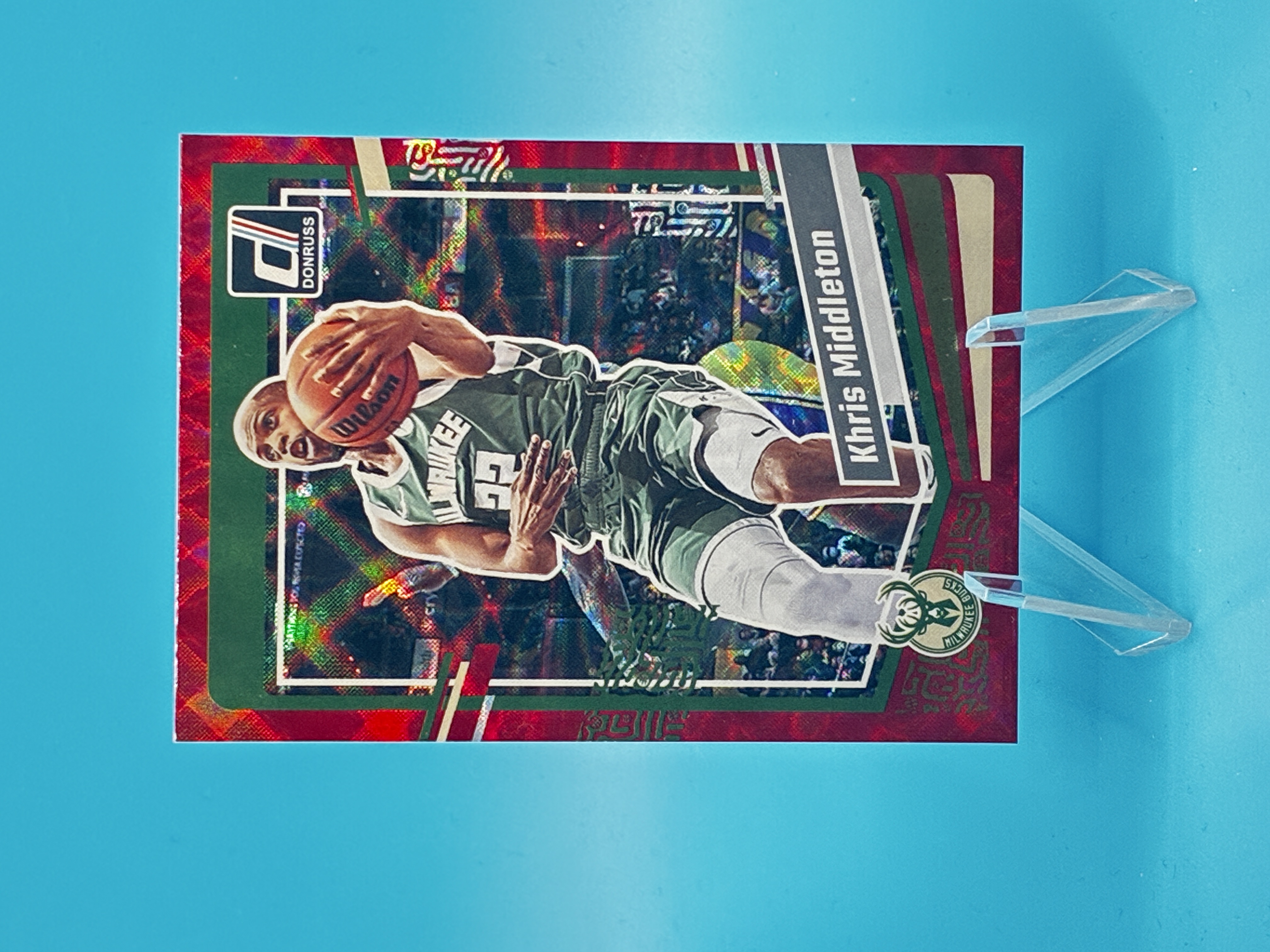 2023/2024 Panini Donruss Khris Middleton Red Laser #138 Milwaukee Bucks – Vorderseite