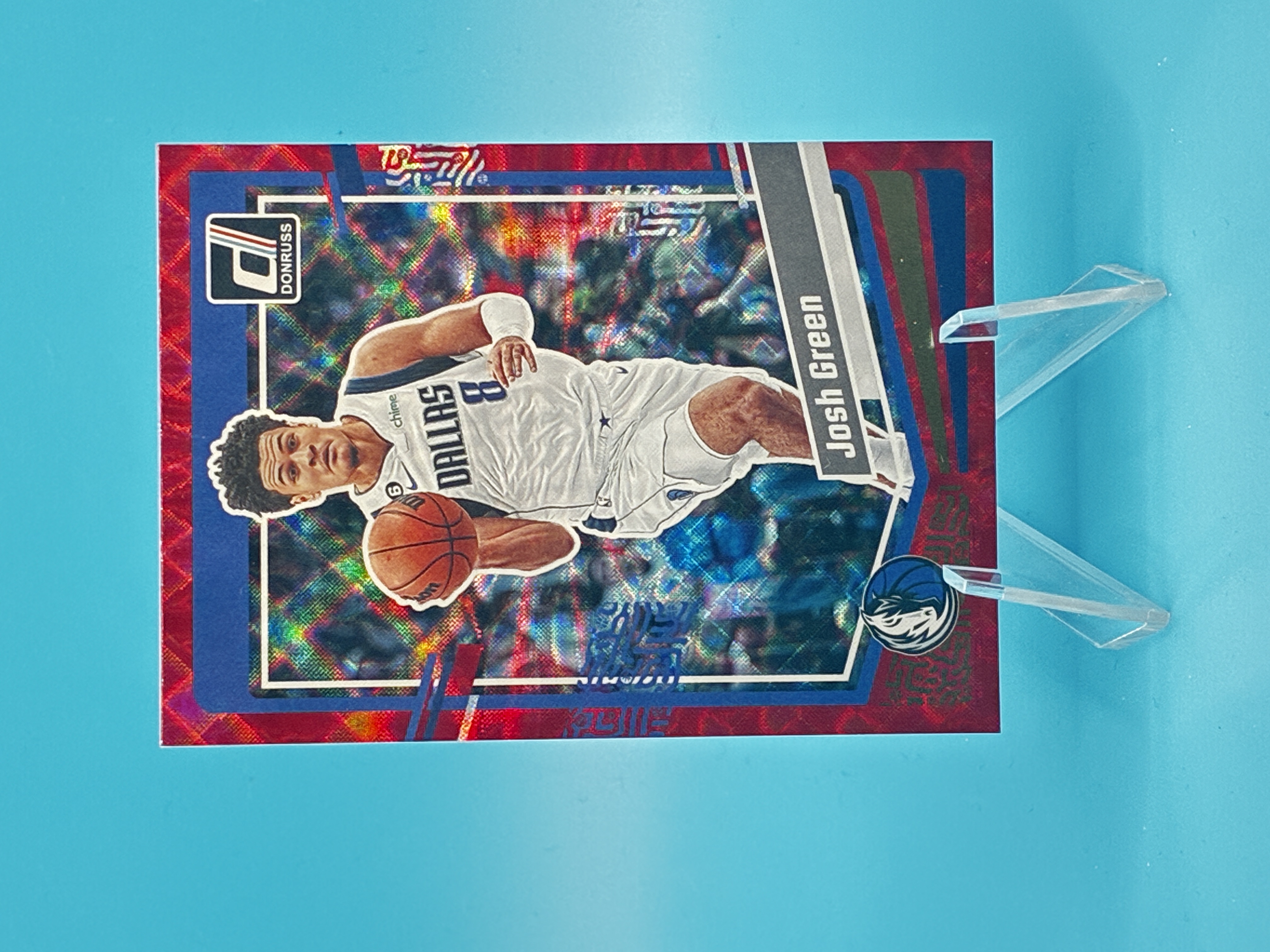 2023/2024 Panini Donruss Josh Green Red Laser #129 Dallas Mavericks – Vorderseite