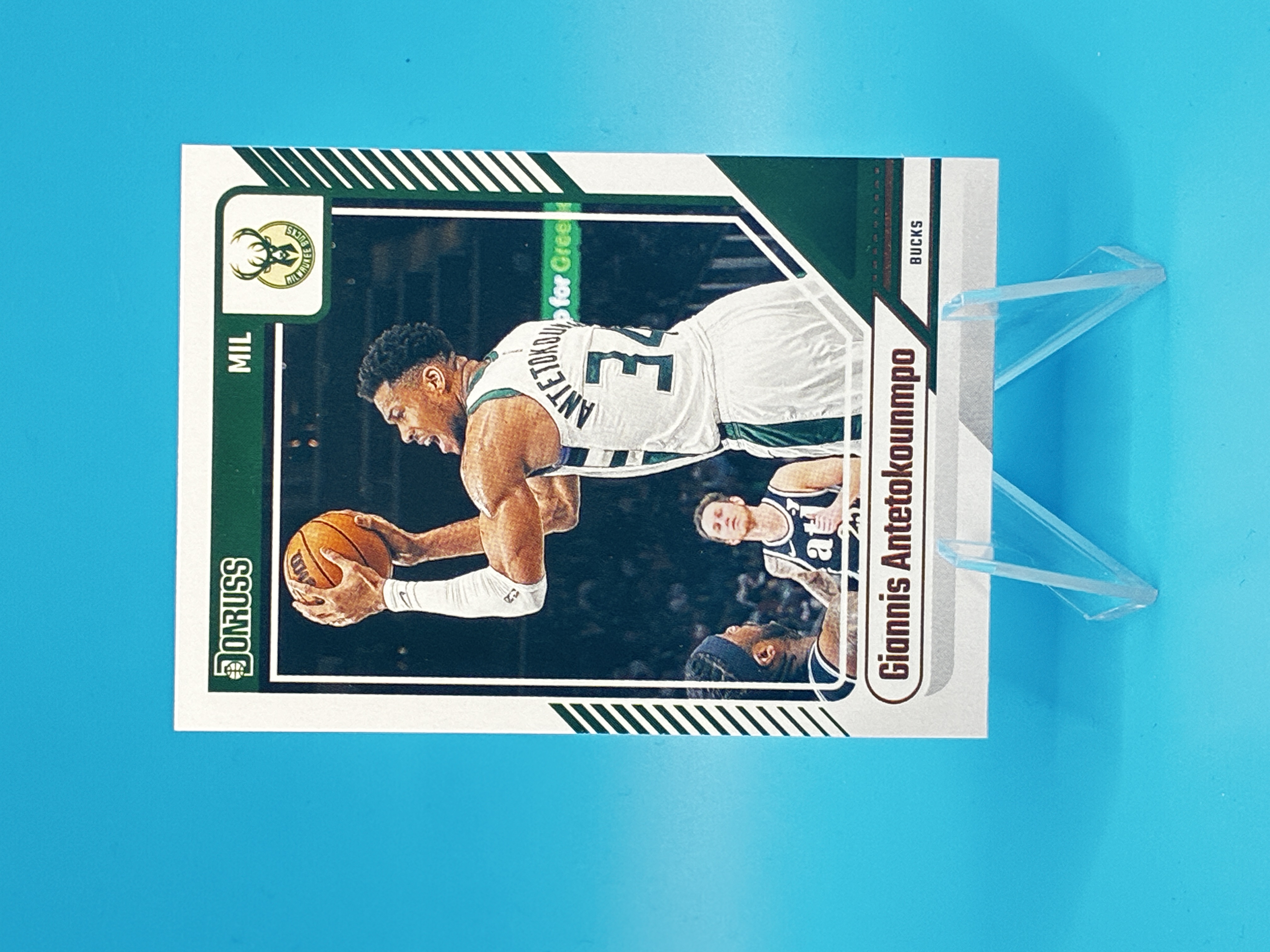 2024/2025 Panini Donruss Giannis Antetokounmpo #172 Milwaukee Bucks – Vorderseite
