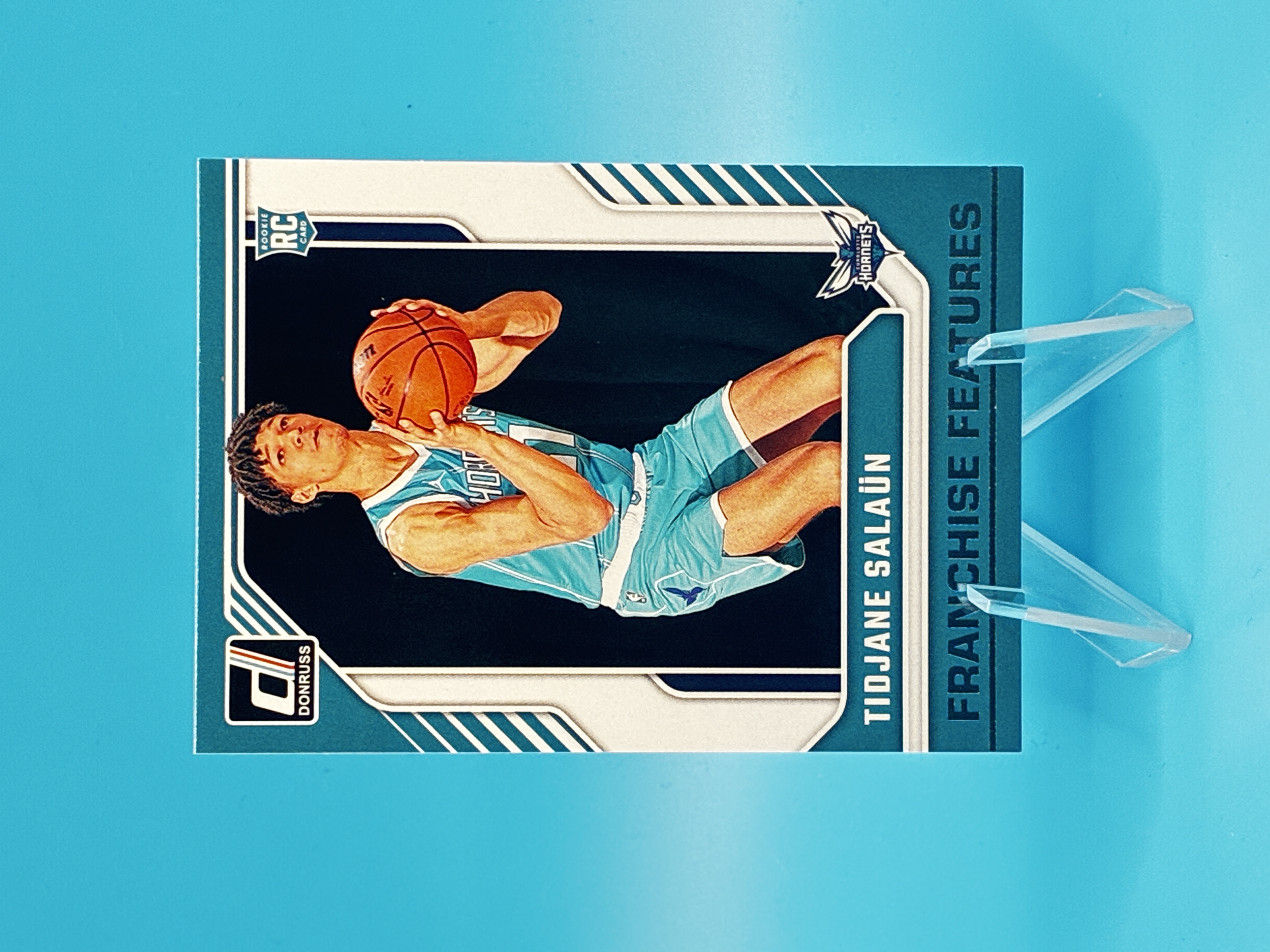 2024/2025 Panini Donruss Tidjane Salaün Franchise Features #11 Charlotte Hornets – Vorderseite