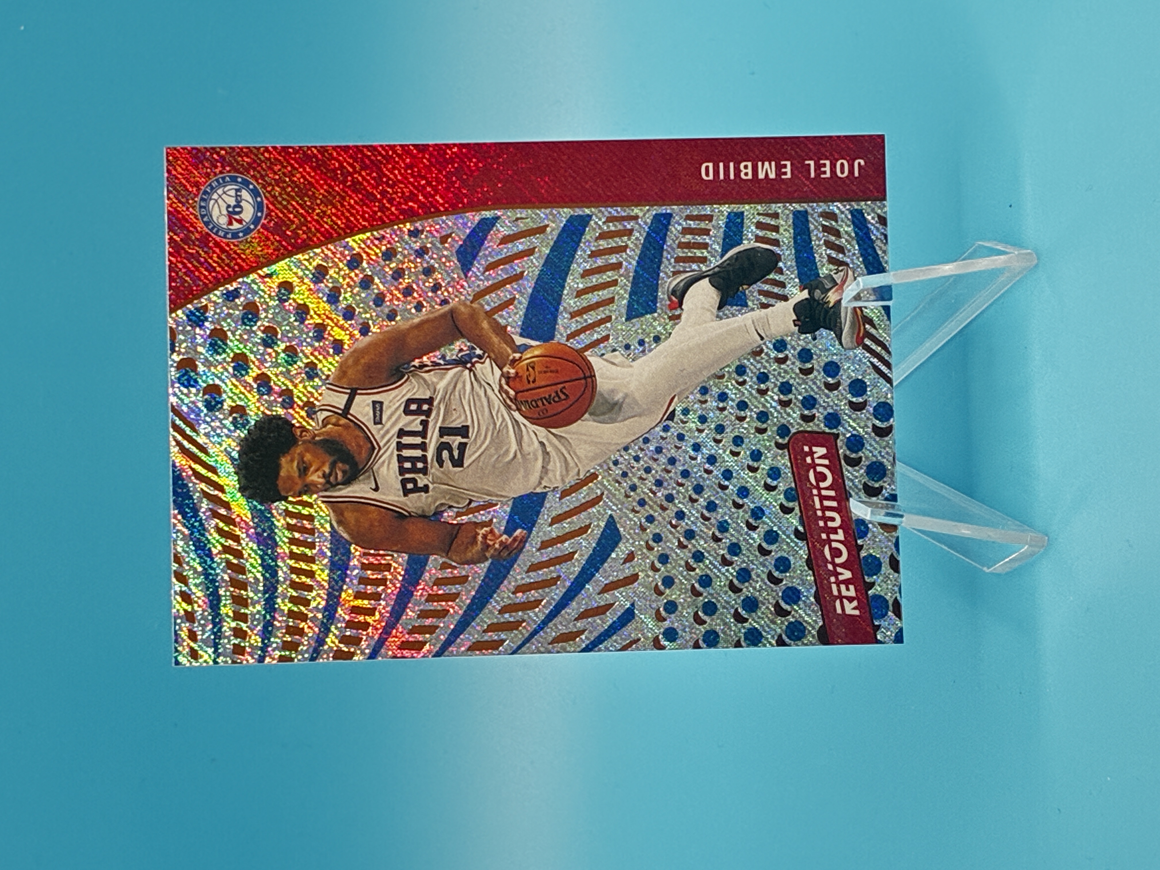 2020/2021 Panini Revolution Joel Embiid #71 Philadelphia 76ers – Vorderseite