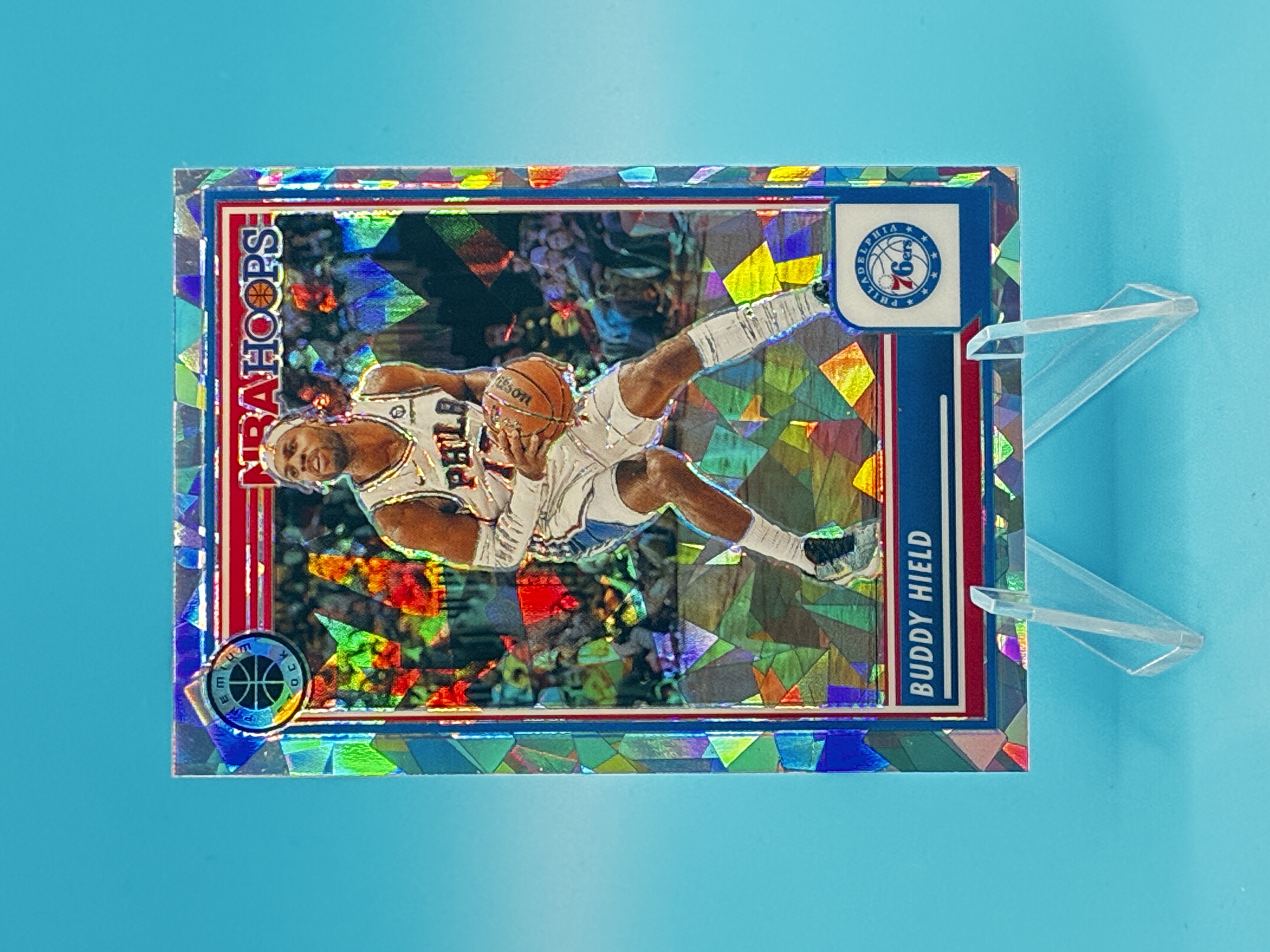 2023/2024 Panini Hoops Premium Stock Buddy Hield #188 Philadelphia 76ers – Vorderseite