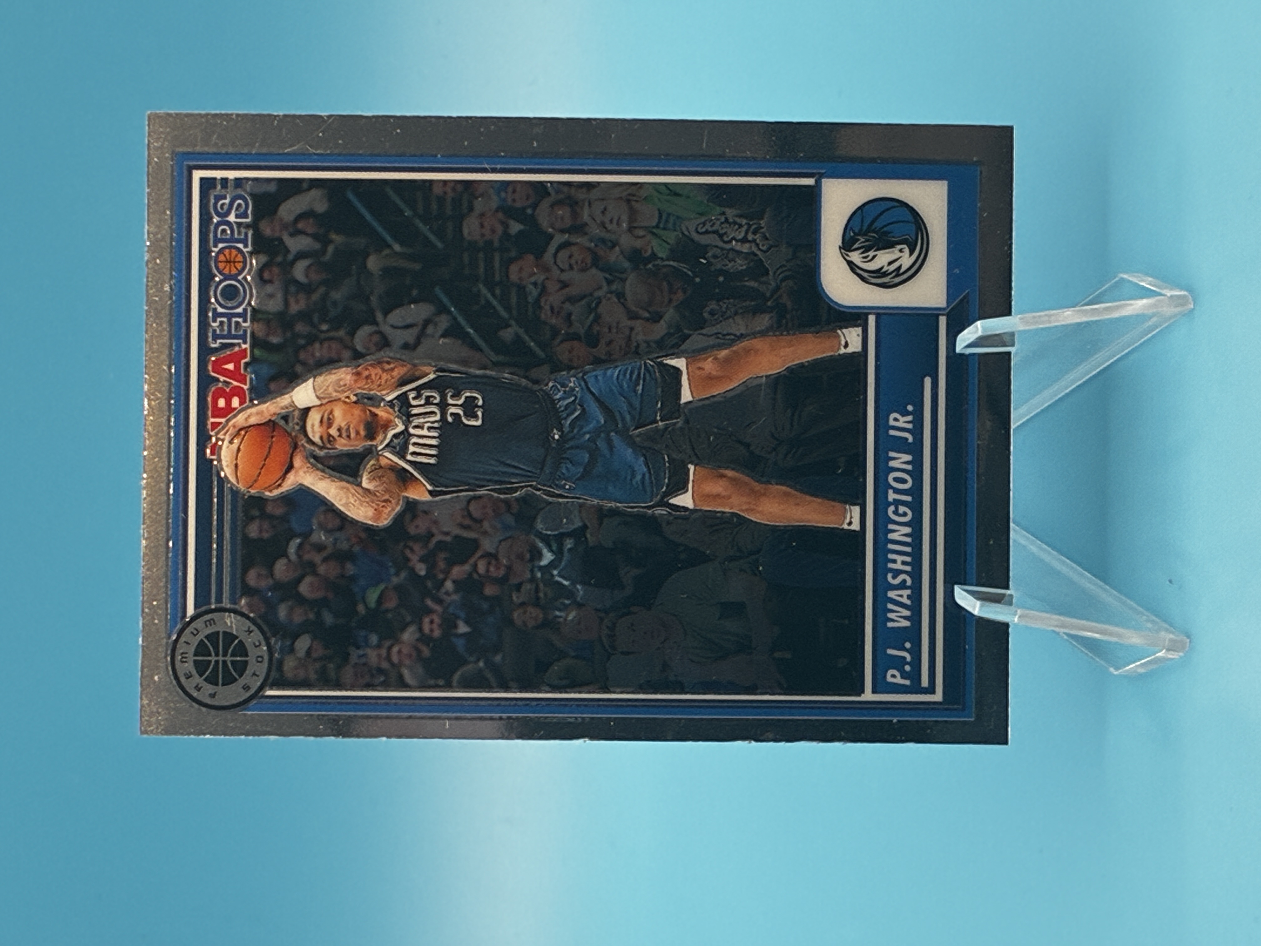 2023/2024 Panini Hoops Premium Stock P.J. Washington Jr. #121 Dallas Mavericks – Vorderseite