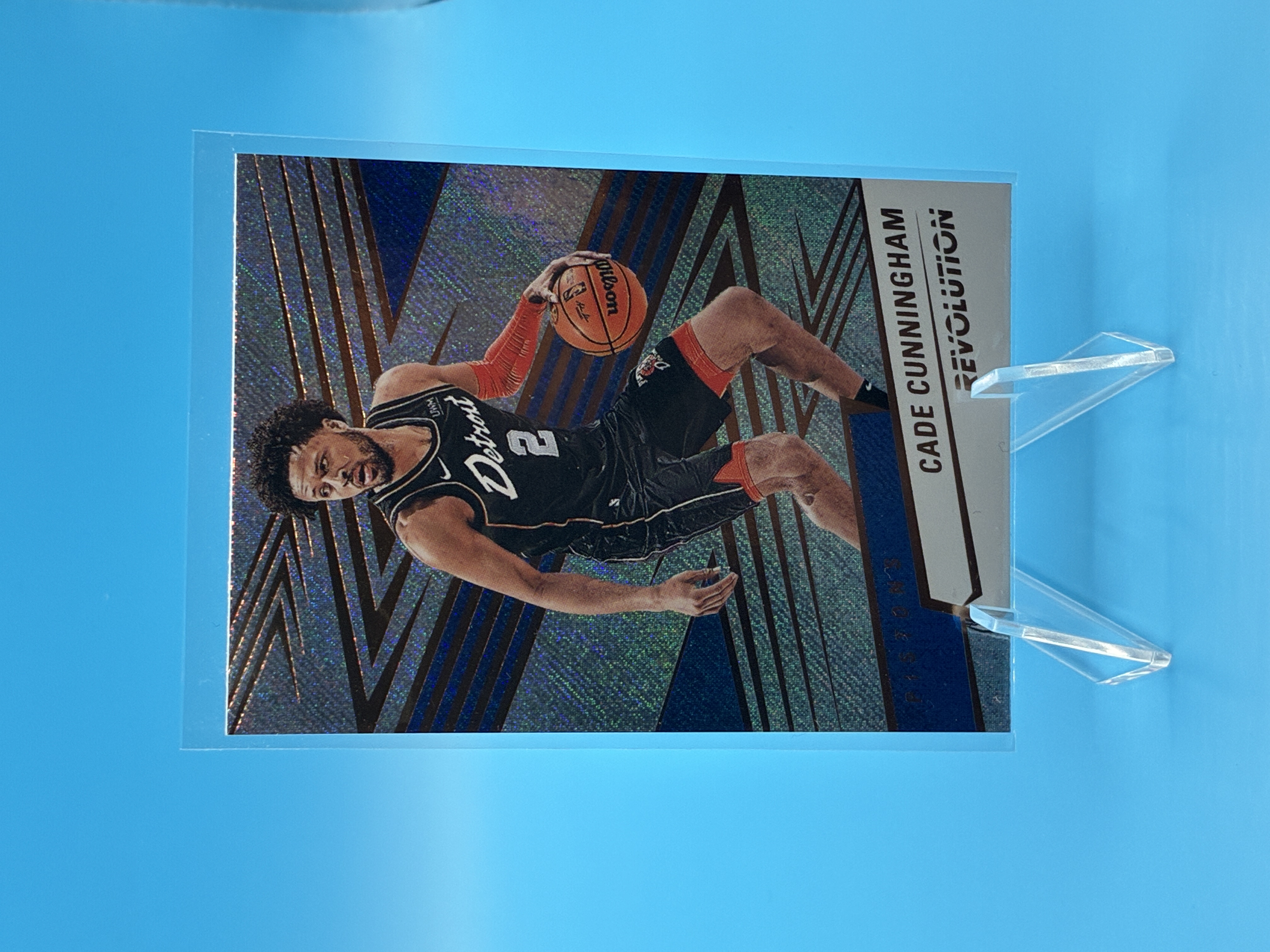 2024/2025 Panini Revolution Cade Cunningham #32 Detroit Pistons – Vorderseite