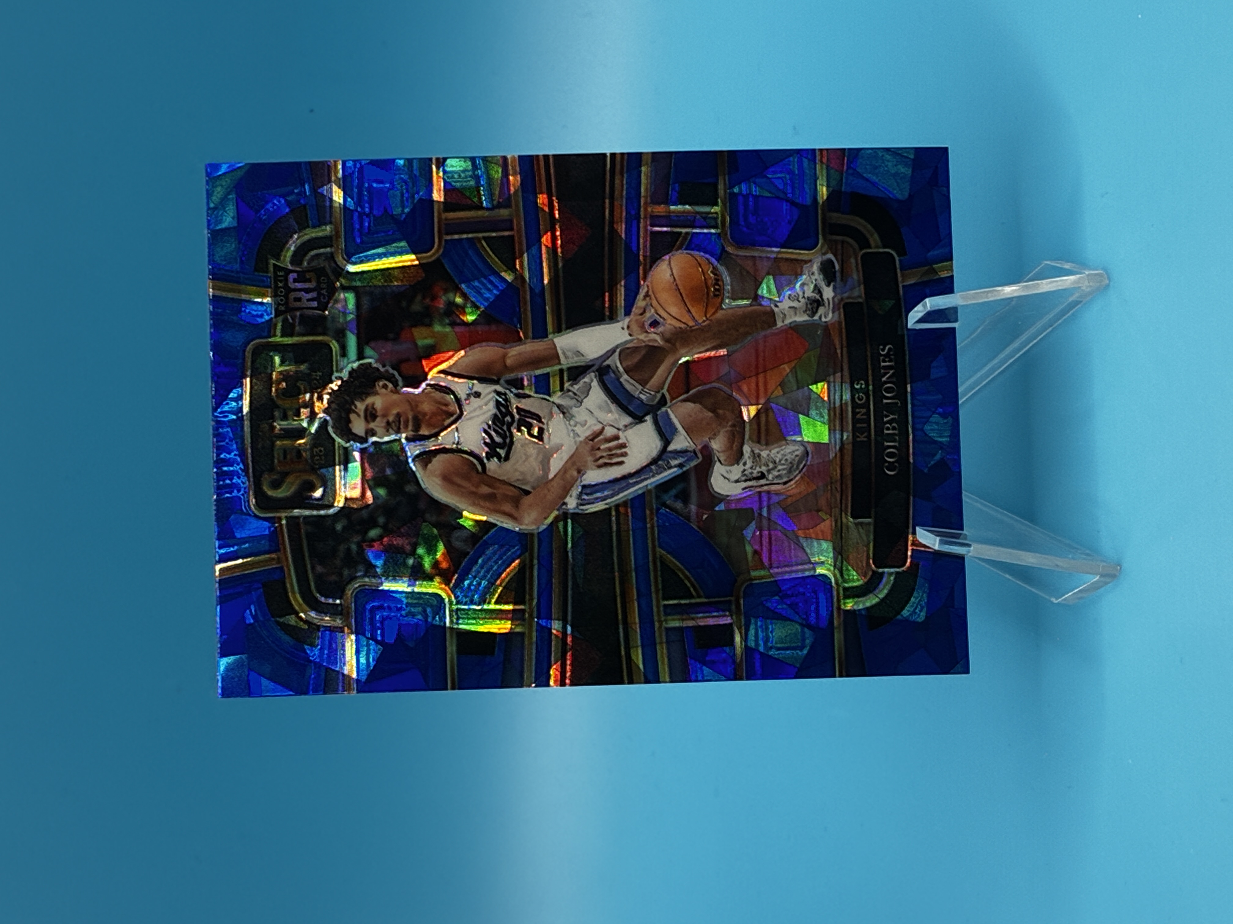 2023/2024 Panini Select Colby Jones Blue Cracked Ice #83 Sacramento Kings – Vorderseite