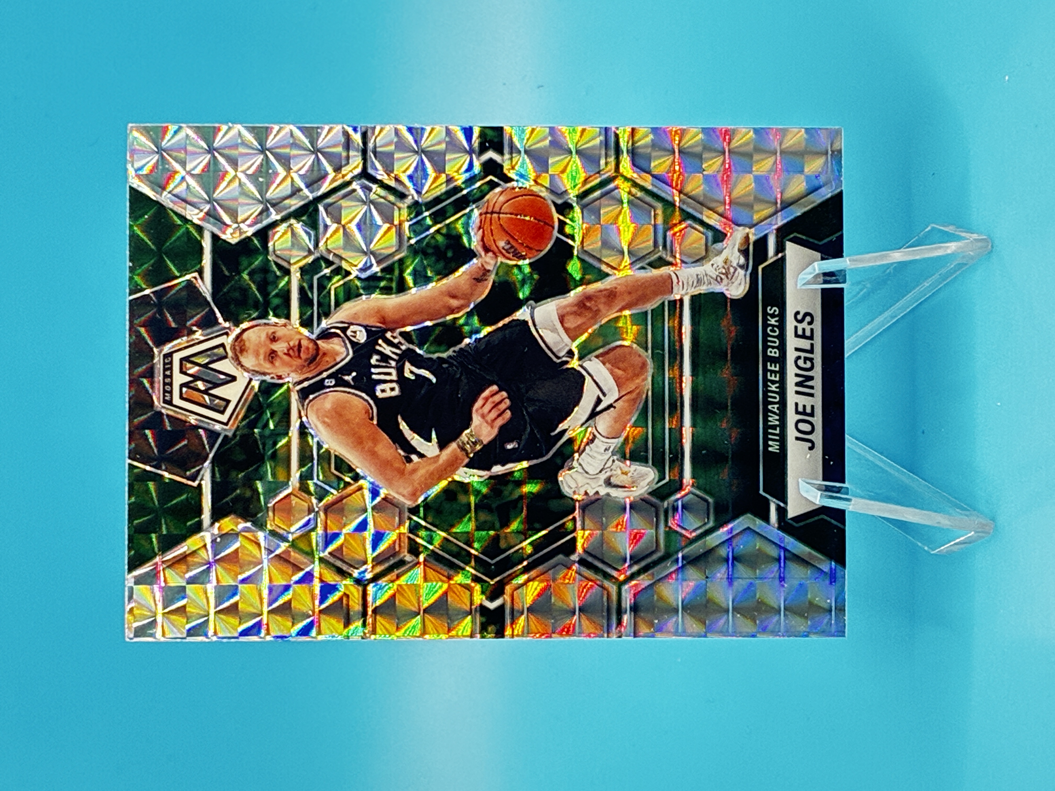 2022/2023 Panini Mosaic Joe Ingles Prizm #171 Milwaukee Bucks – Vorderseite