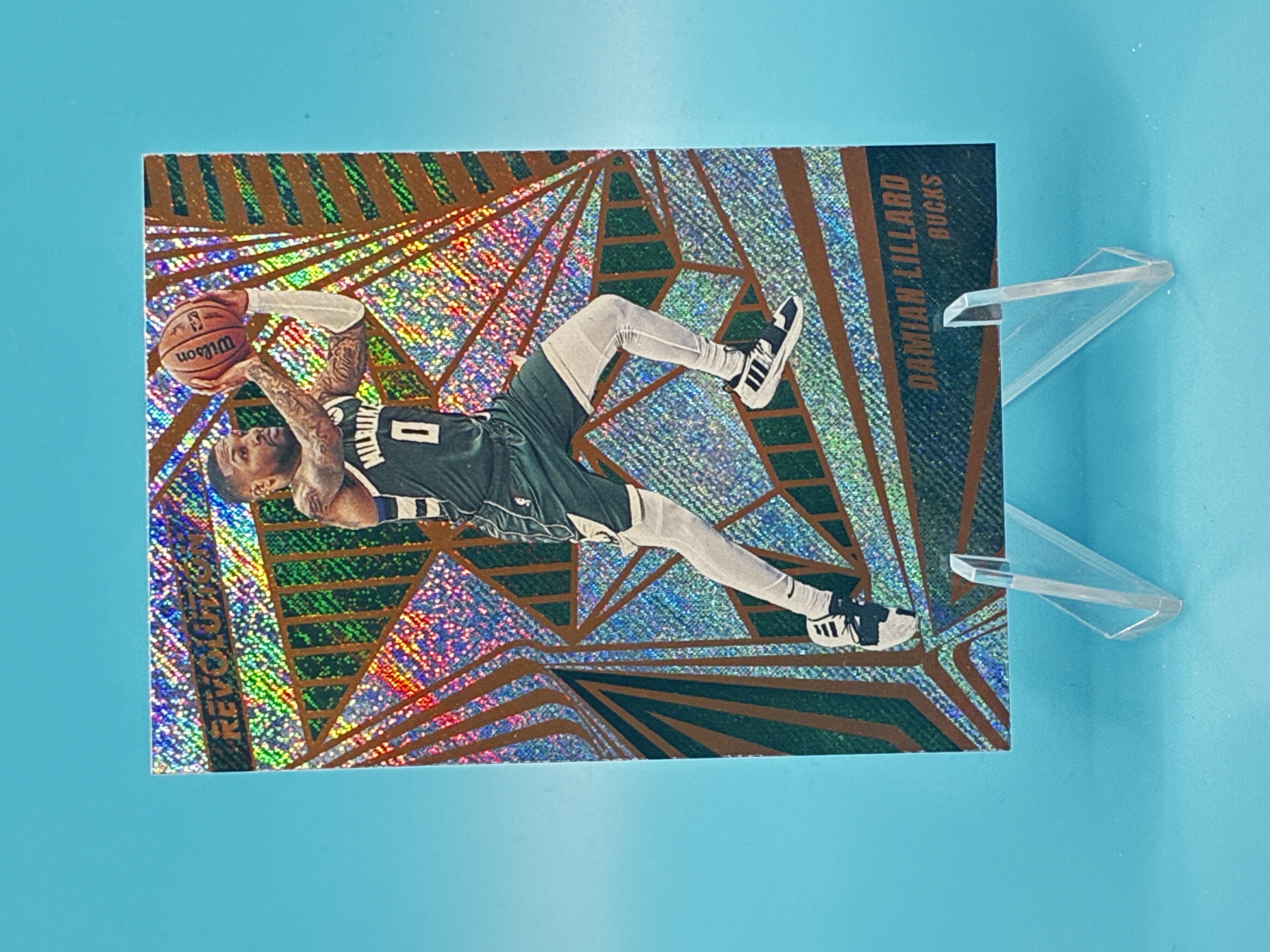 2023/2024 Panini Revolution Damian Lillard #1 Milwaukee Bucks – Vorderseite