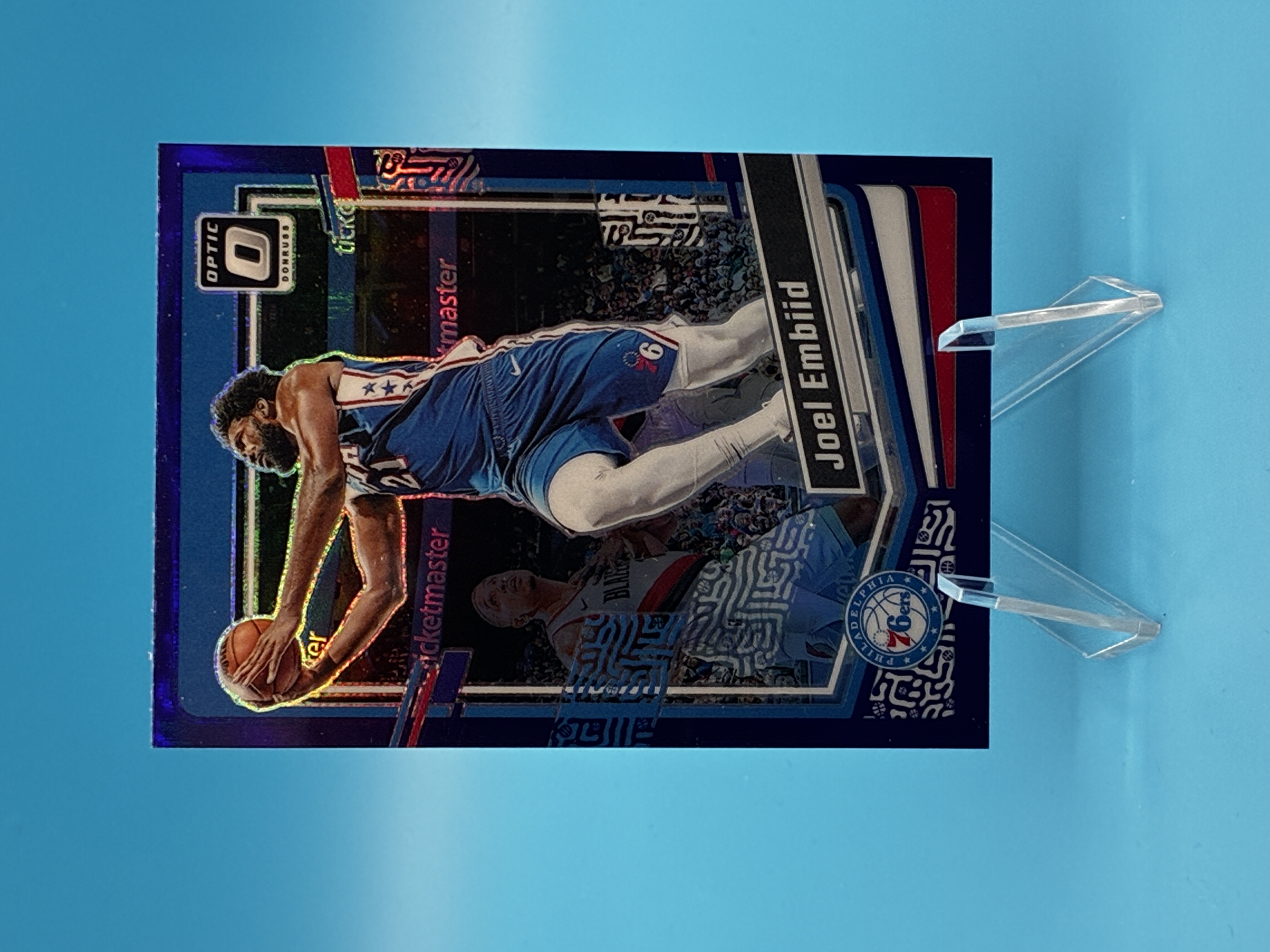 2023/2024 Panini Optic Joel Embiid Purple #124 Philadelphia 76ers – Vorderseite