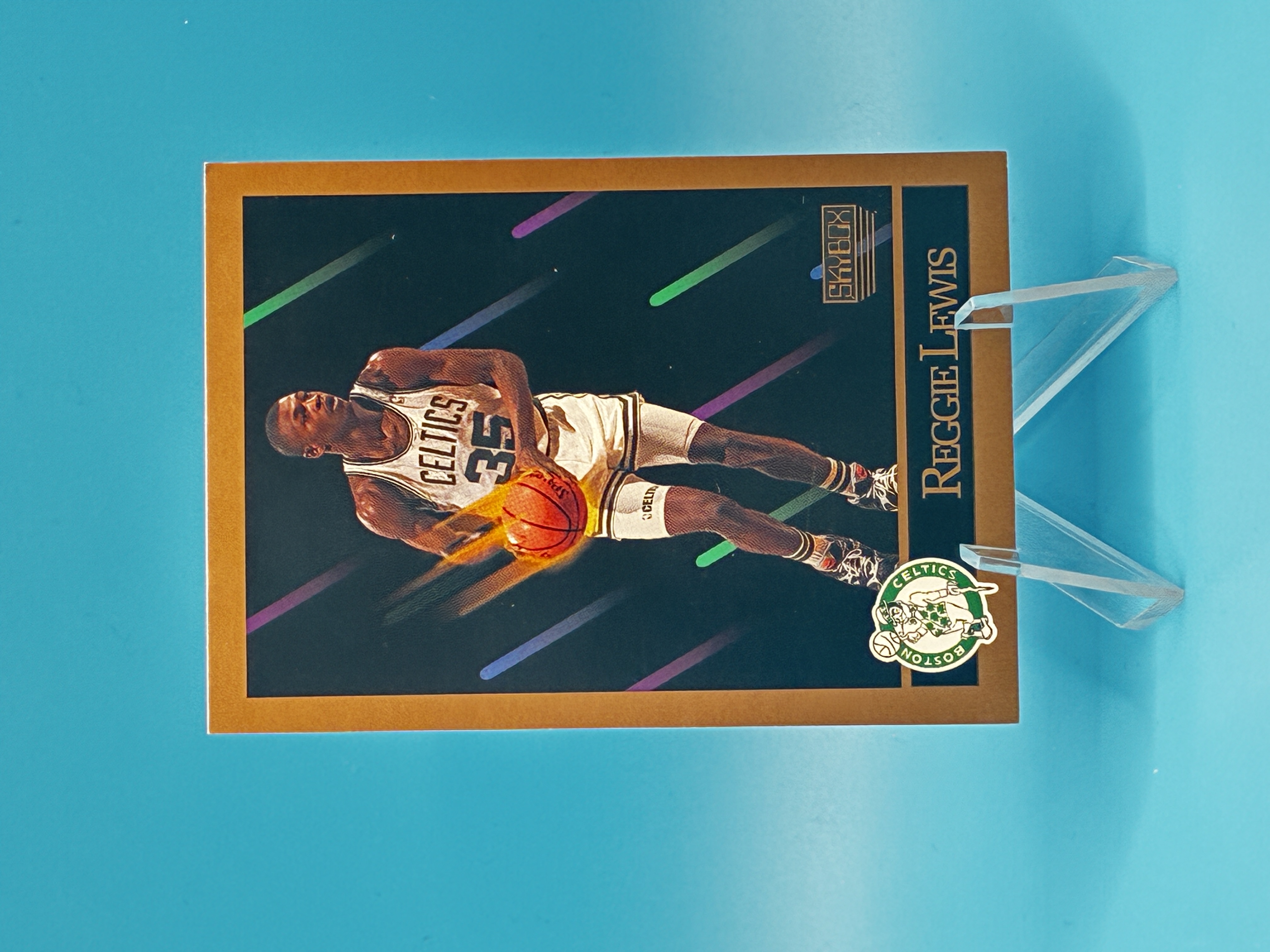 1990/1991 SkyBox Basketball Reggie Lewis #18 Boston Celtics – Vorderseite