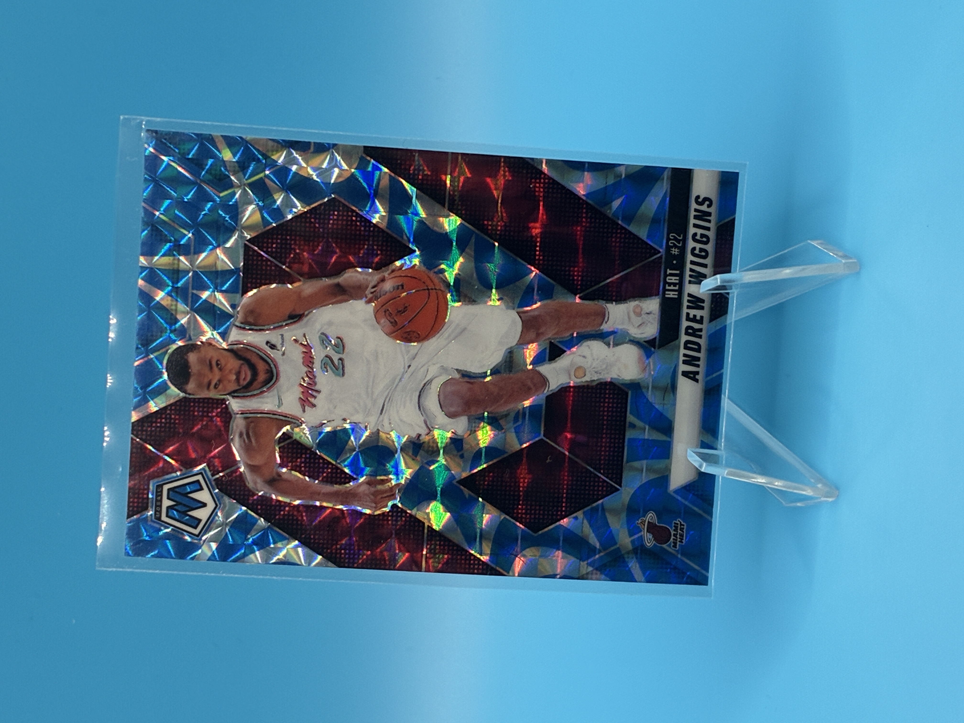 2024/2025 Panini Mosaic Andrew Wiggins Blue Prizm #175 Miami Heat – Vorderseite