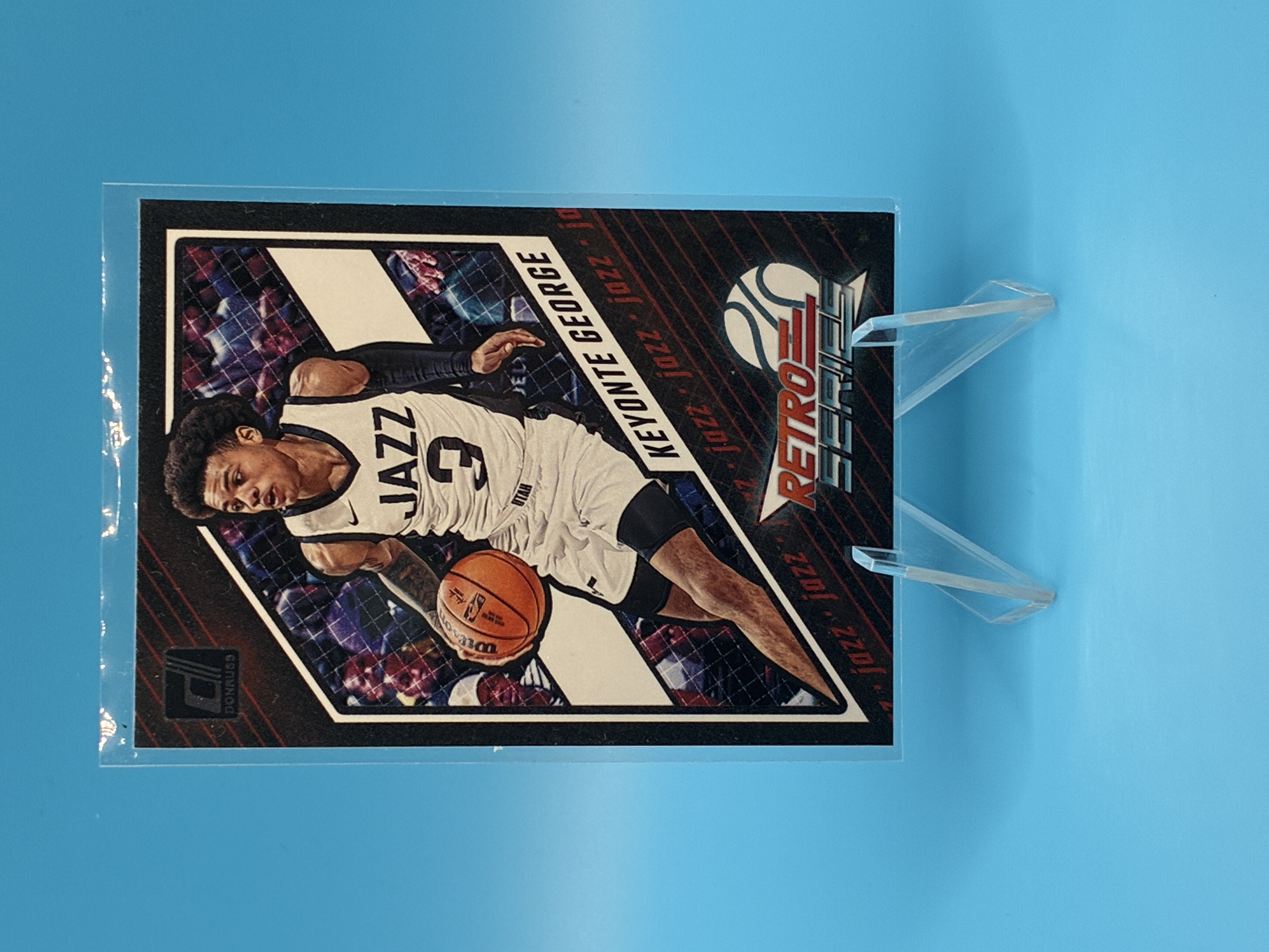 2023/2024 Panini Donruss Keyonte George Retro Series #8 Utah Jazz – Vorderseite