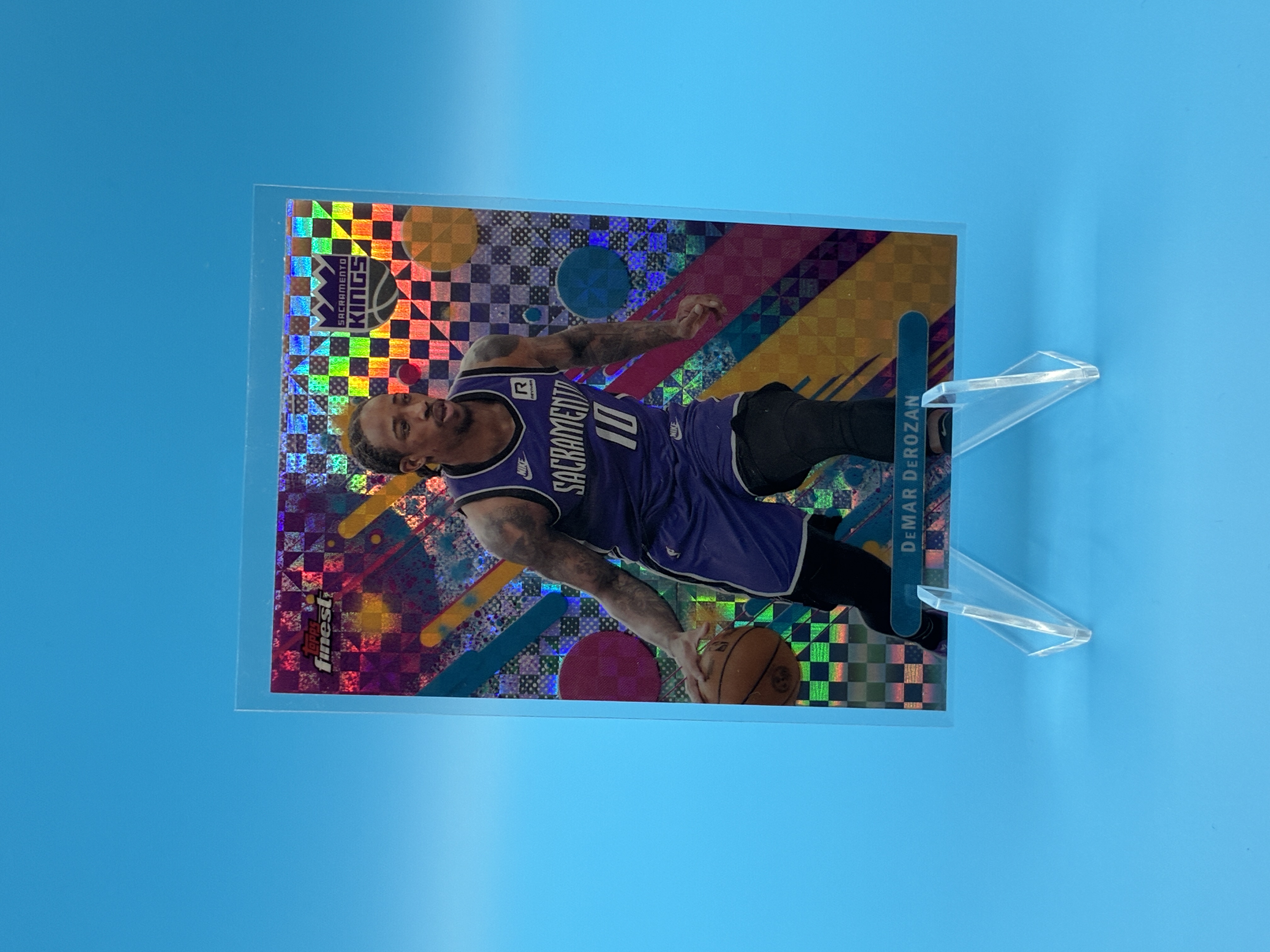 2025/2026 Topps Finest DeMar DeRozan Checkerboard #85 Sacramento Kings – Vorderseite