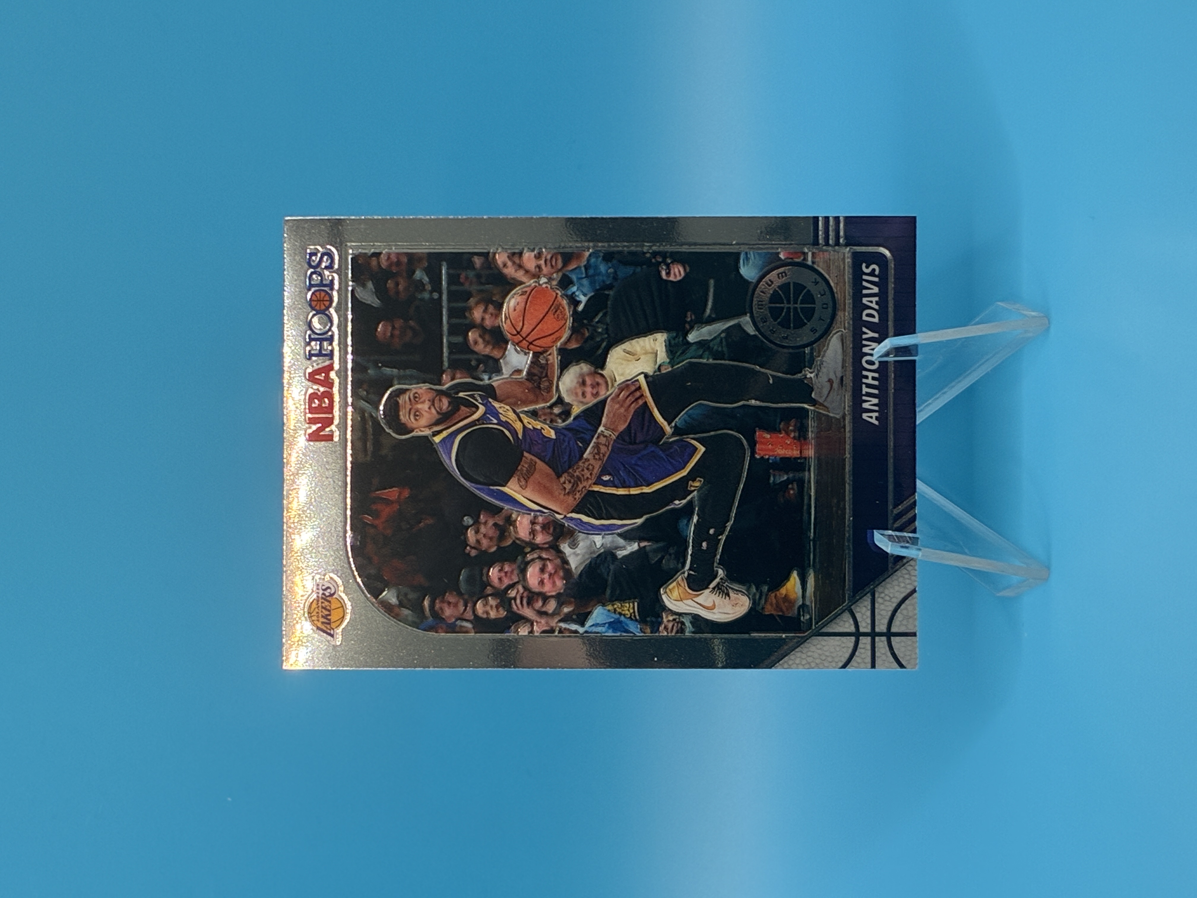 2019/2020 Panini Hoops Premium Stock Anthony Davis #89 Los Angeles Lakers – Vorderseite