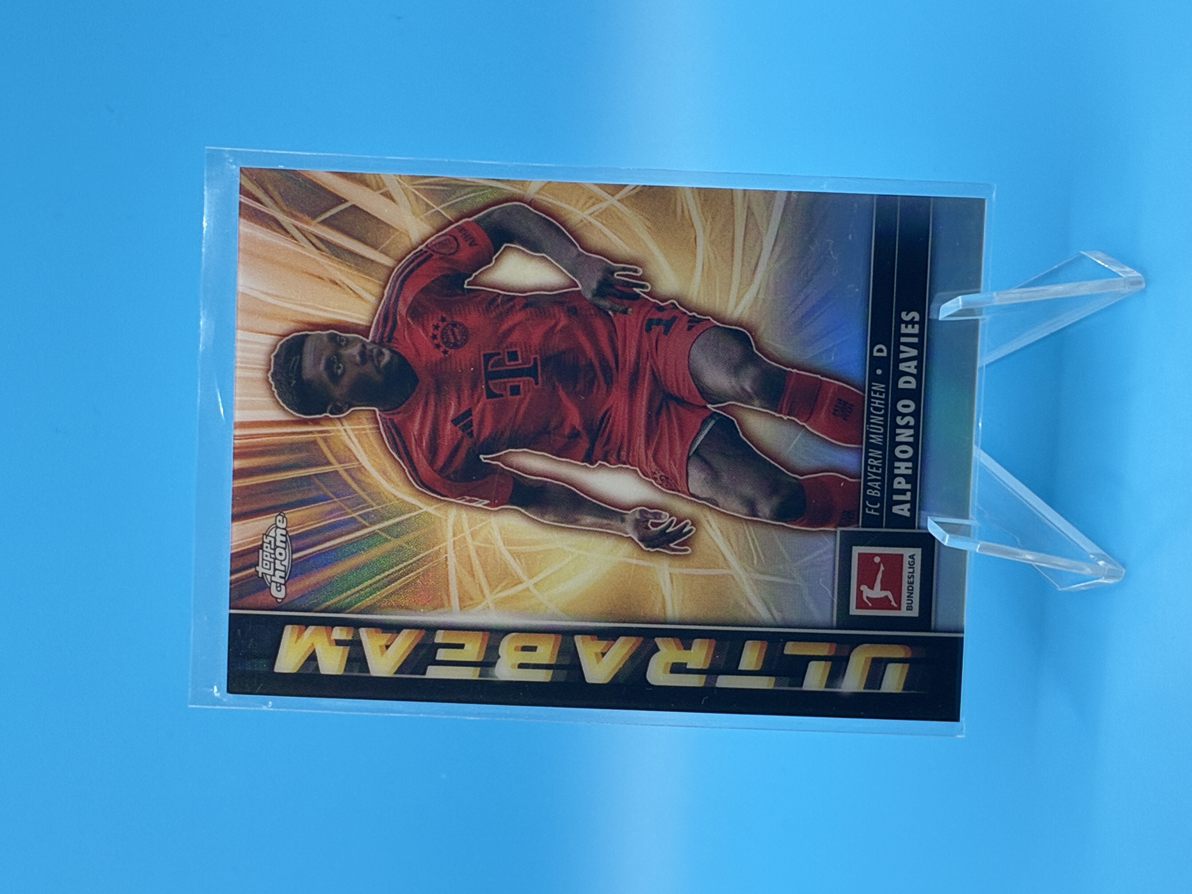 Topps Chrome Alphonso Davies #UB-8 FC Bayern München – Vorderseite