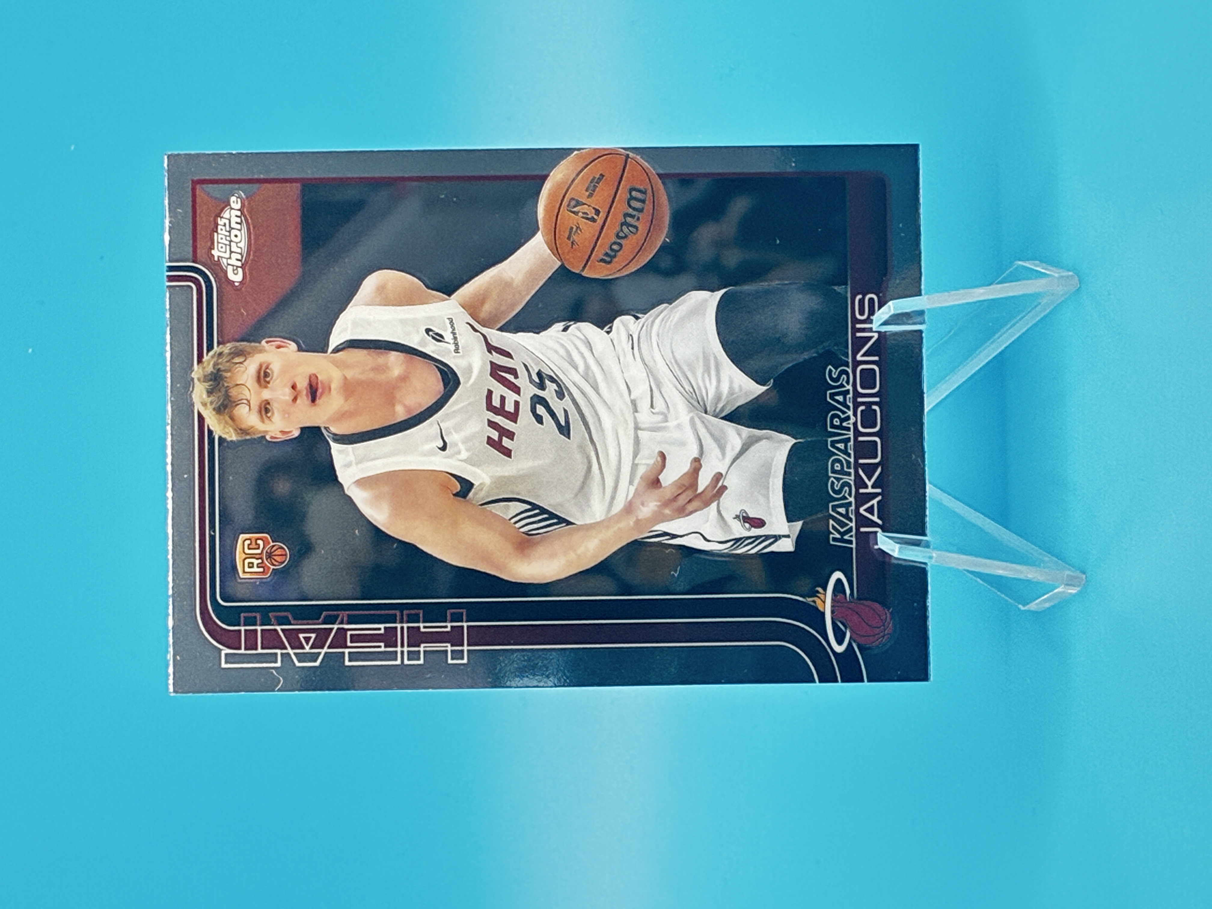 2025/2026 Topps Chrome Kasparas Jakučionis #270 Miami Heat – Vorderseite