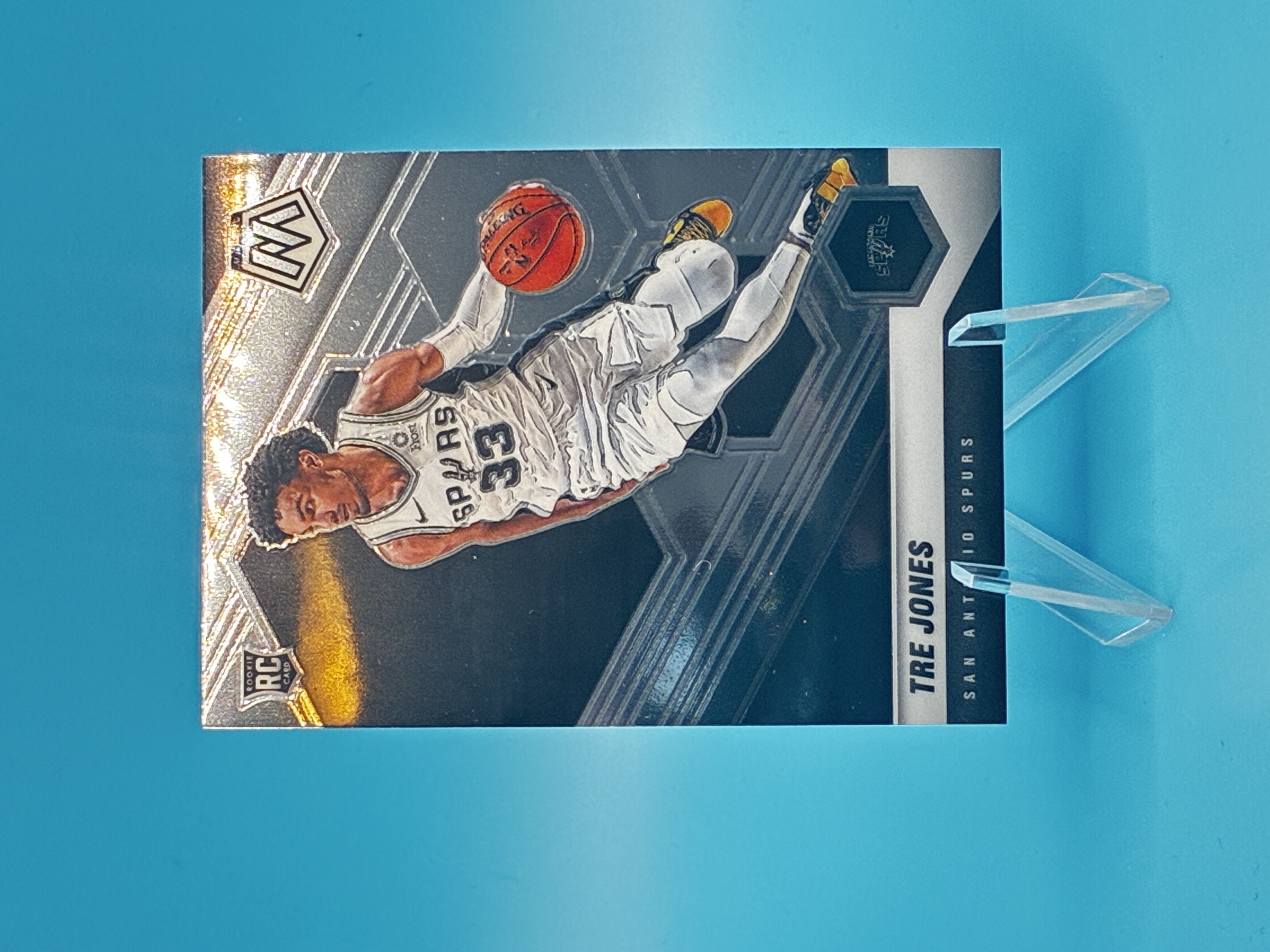 2020/2021 Panini Mosaic Basketball Tre Jones #243 San Antonio Spurs – Vorderseite