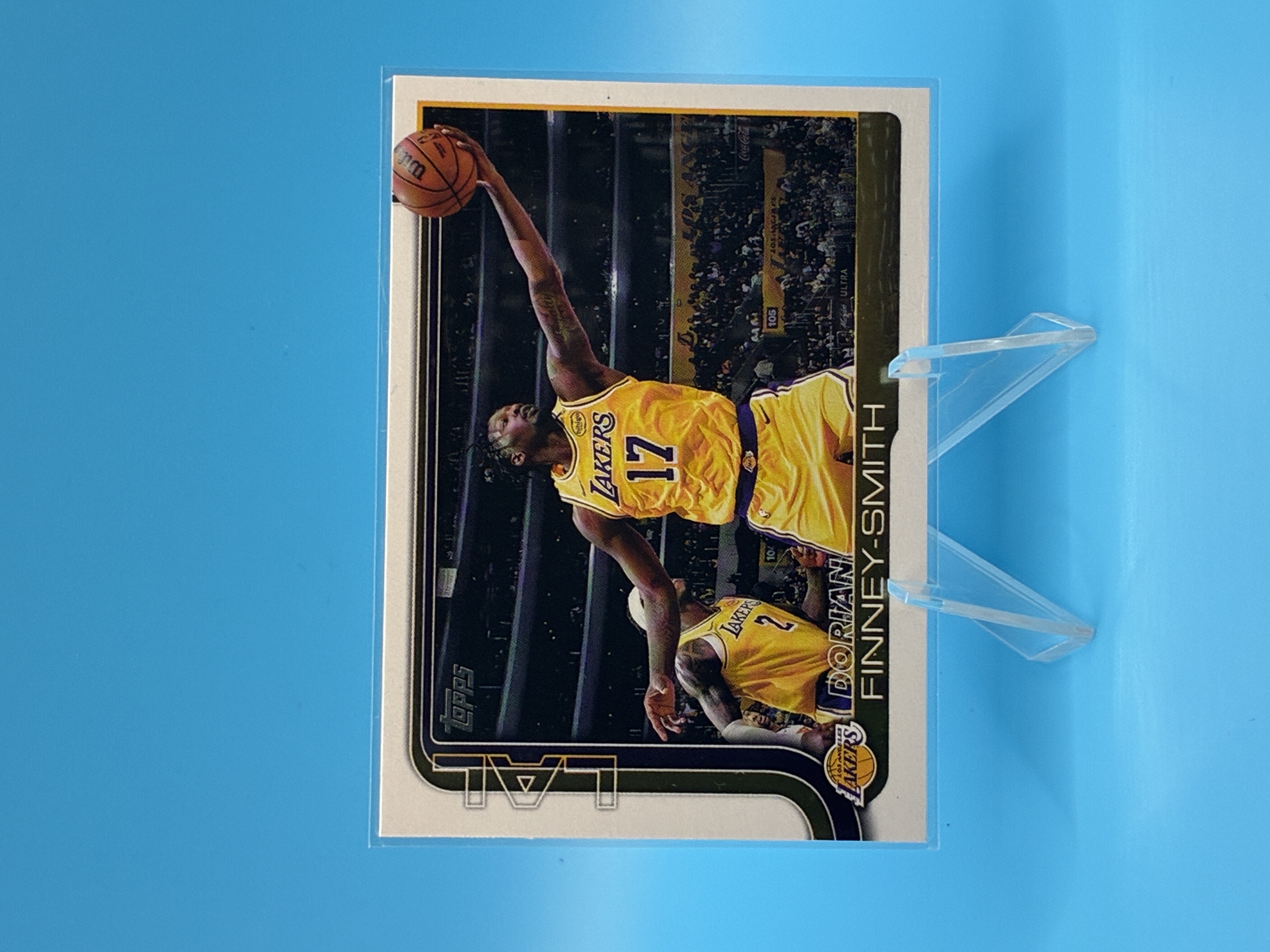 2025/2026 Topps Flagship Dorian Finney-Smith #149 Los Angeles Lakers – Vorderseite