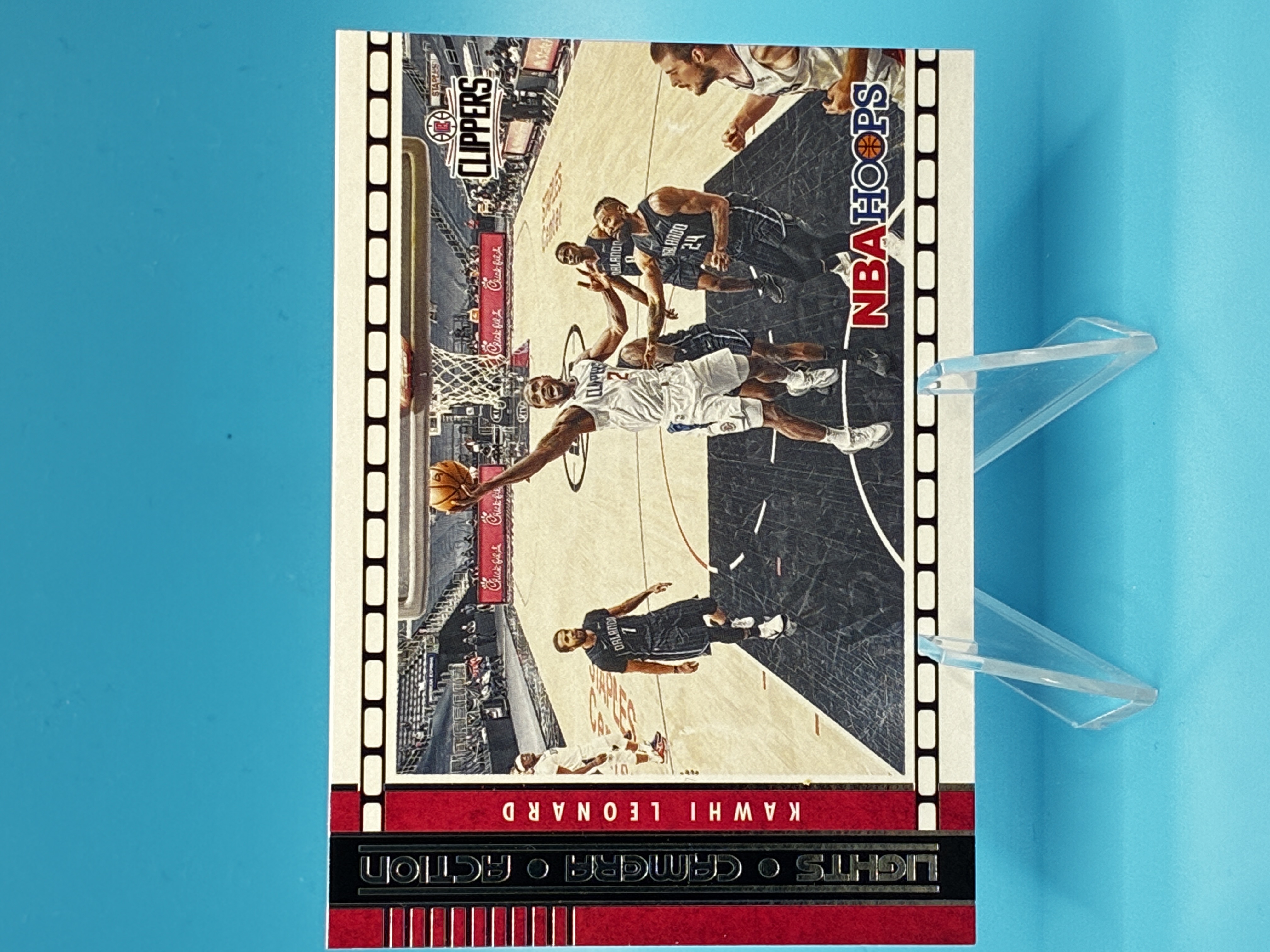 2021/2022 Panini Hoops Kawhi Leonard Lights Camera Action #8 Los Angeles Clippers – Vorderseite