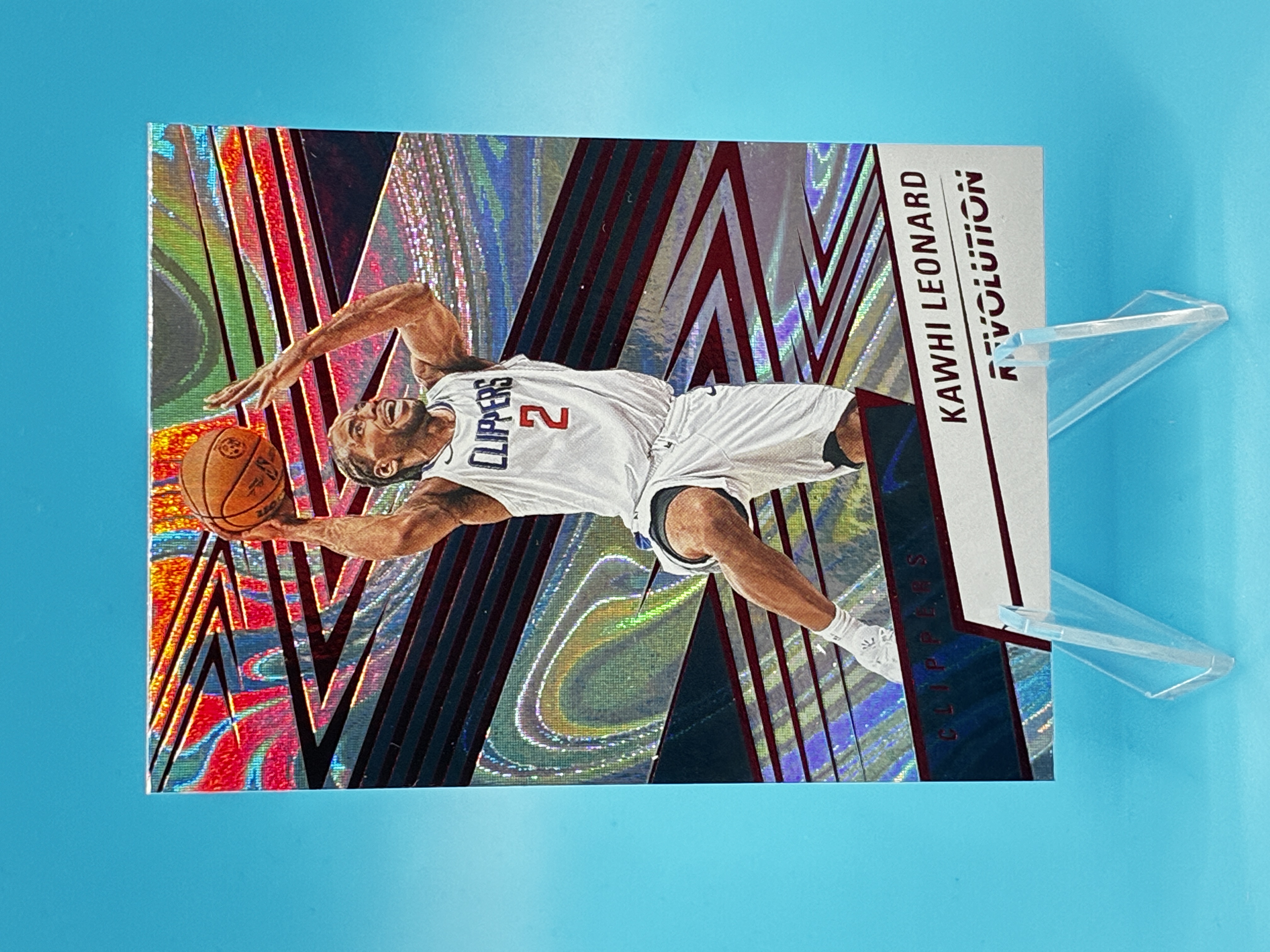2024/2025 Panini Revolution Kawhi Leonard Swirl #74 Los Angeles Clippers – Vorderseite