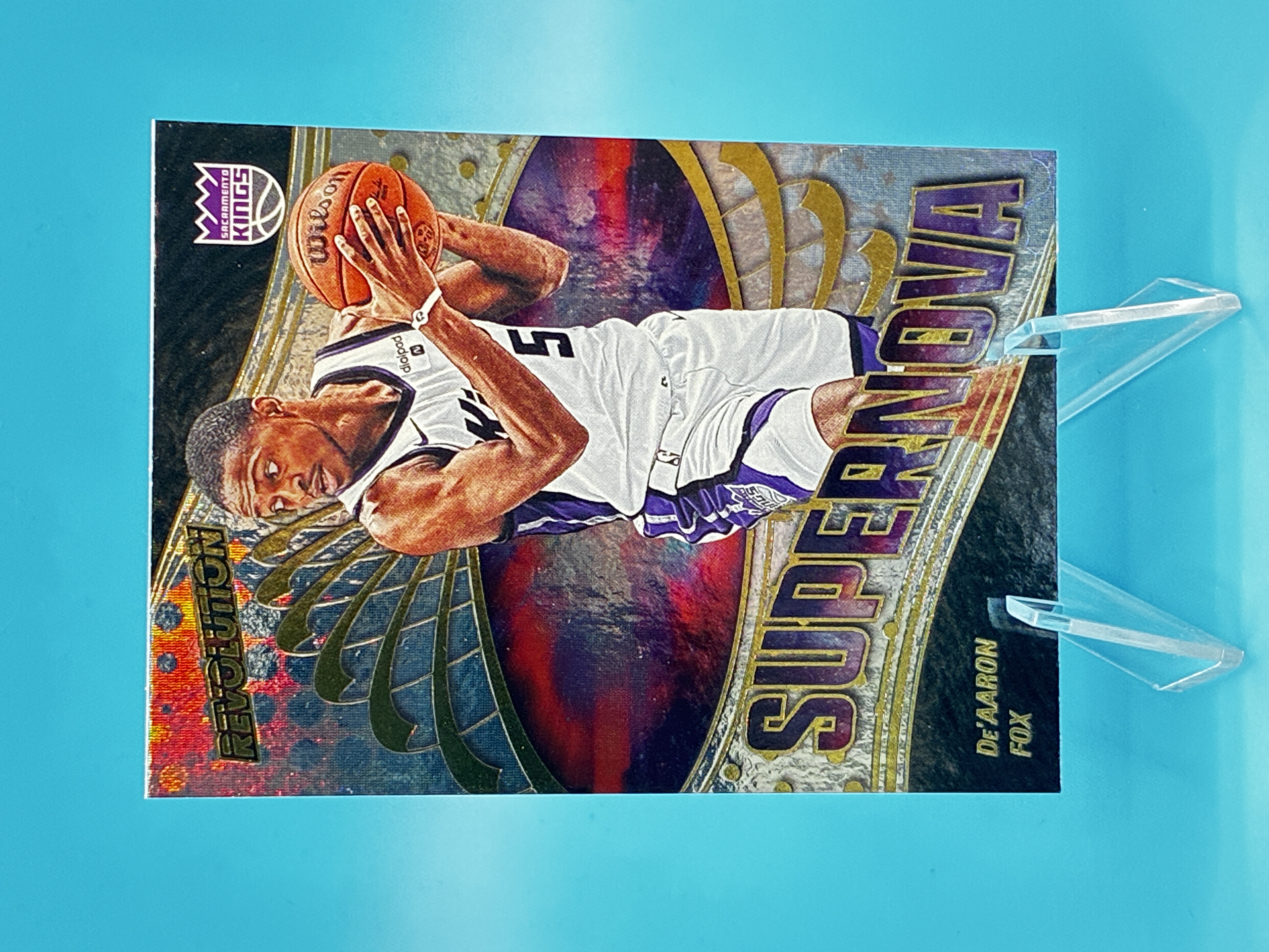 2024/2025 Panini Revolution De'Aaron Fox Supernova #3 Sacramento Kings – Vorderseite