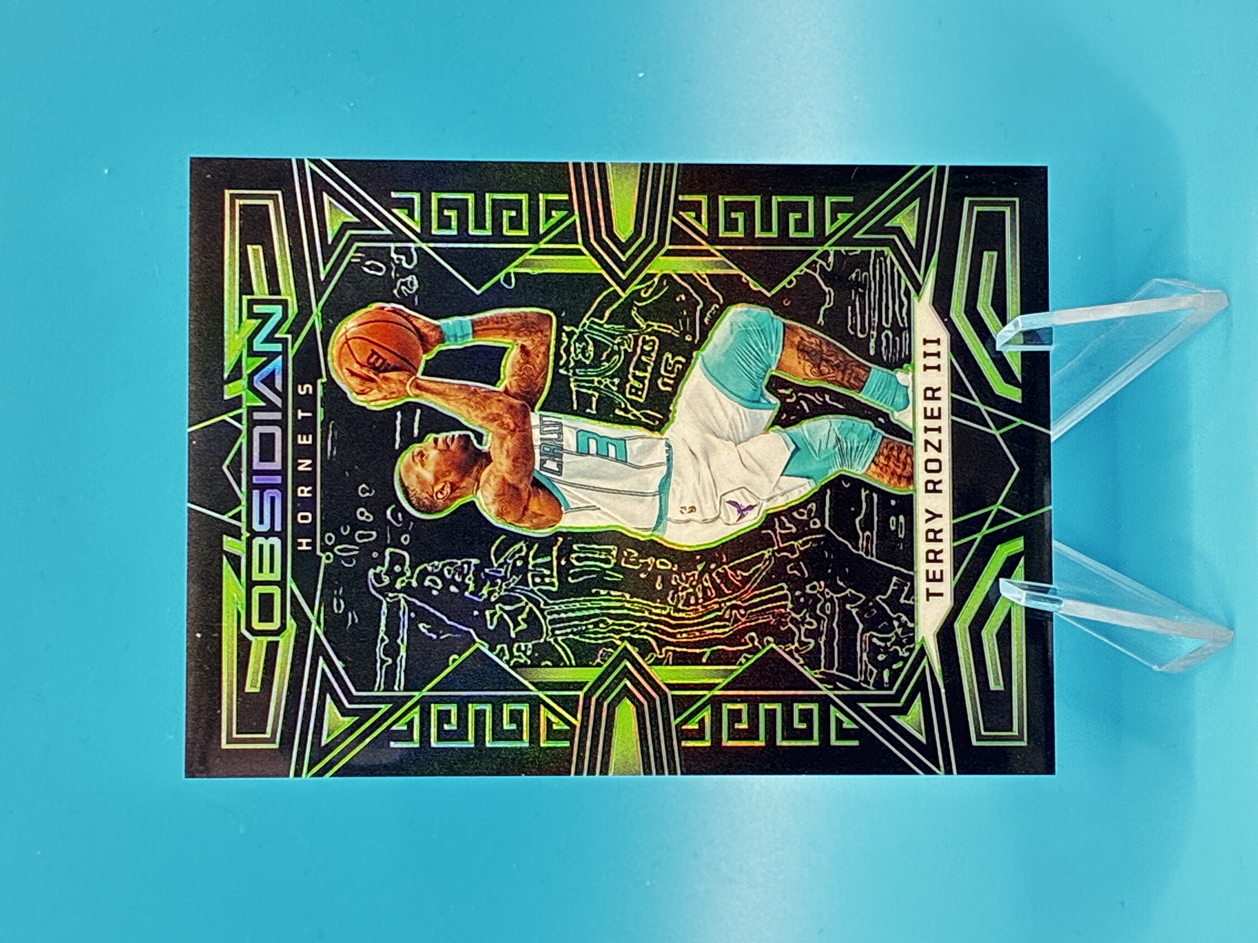 2022/2023 Panini Obsidian Terry Rozier III 12/25 #24 Charlotte Hornets – Vorderseite