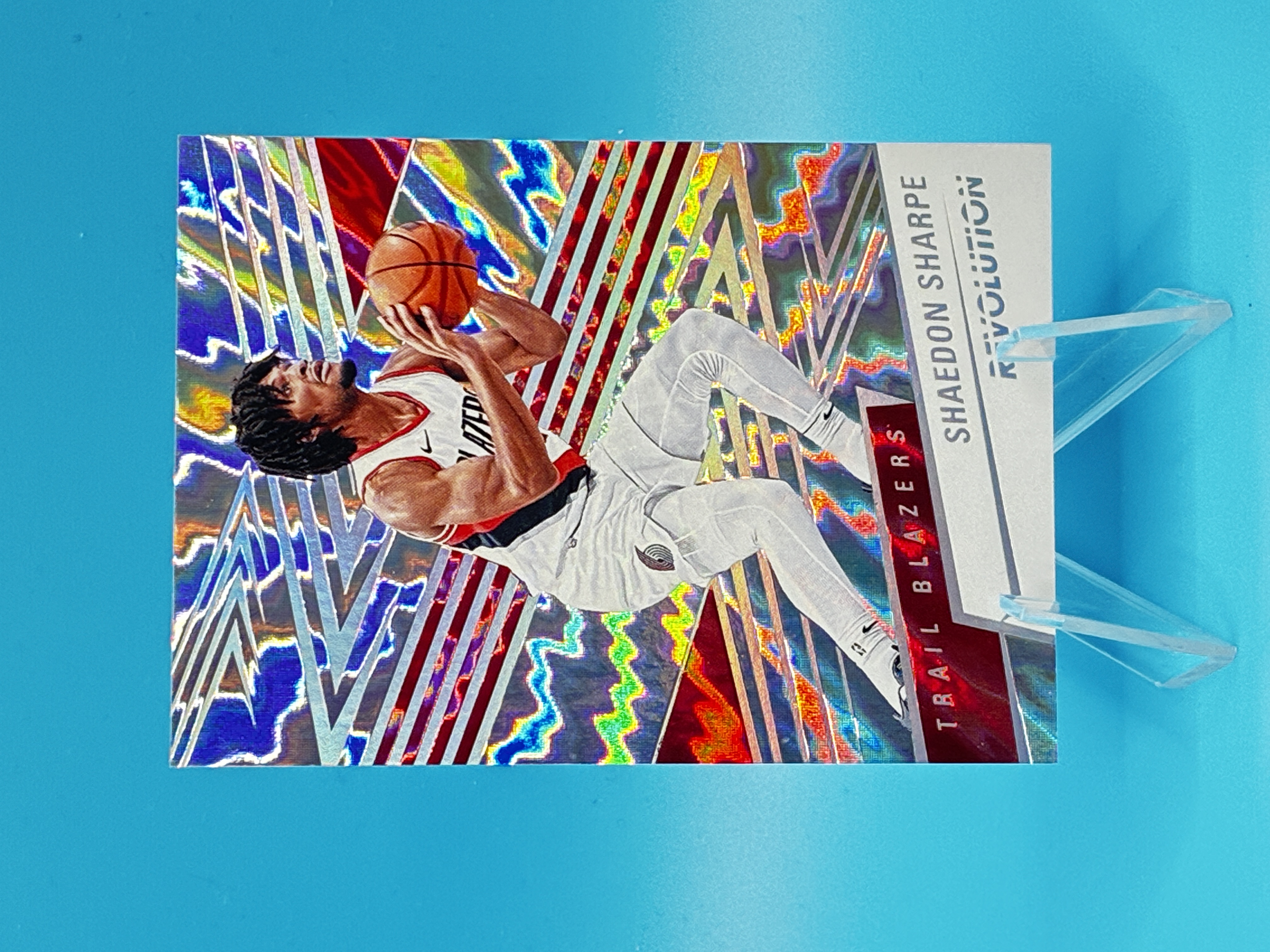 2024/2025 Panini Revolution Shaedon Sharpe Lightning 118/175 #17 Portland Trail Blazers – Vorderseite