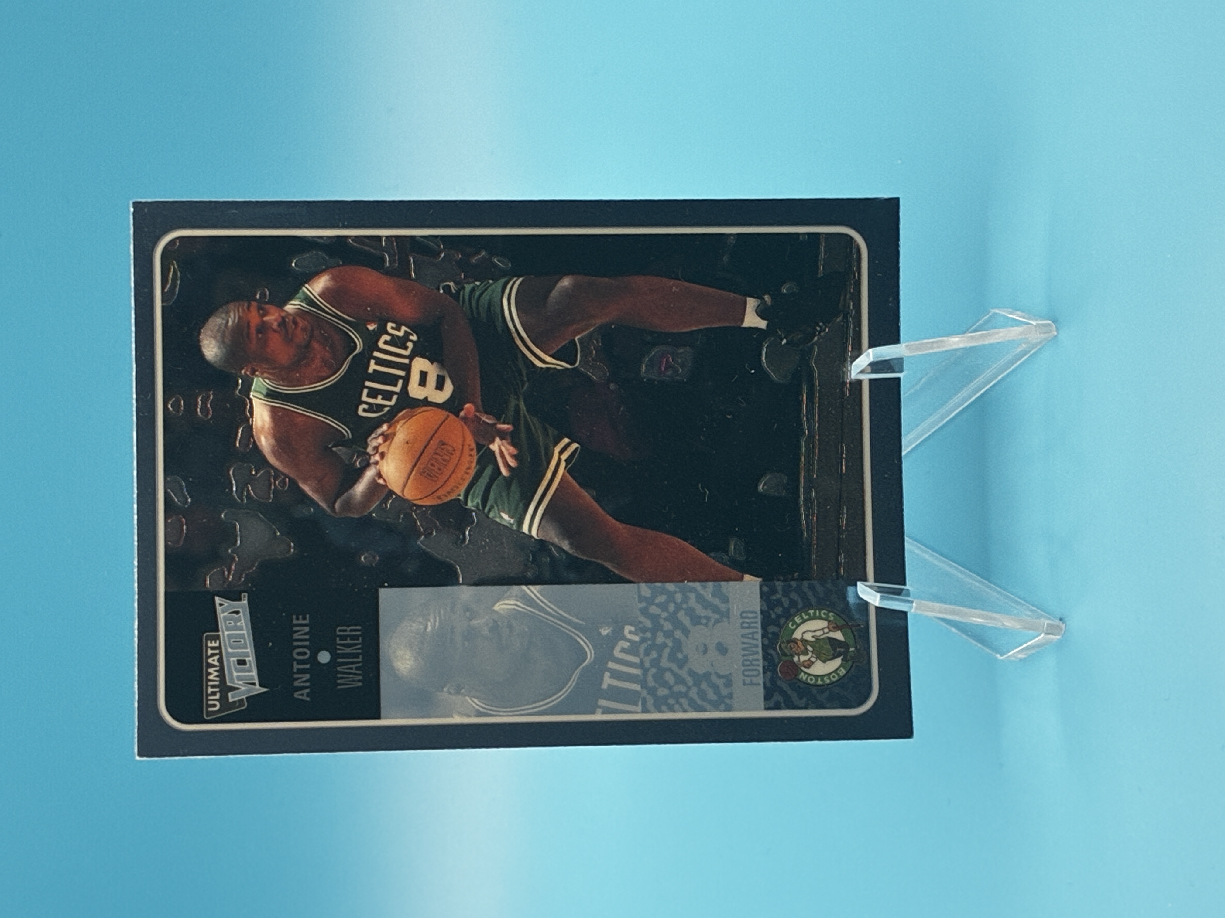 2000/2001 Upper Deck Ultimate Victory Antoine Walker #4 Boston Celtics – Vorderseite