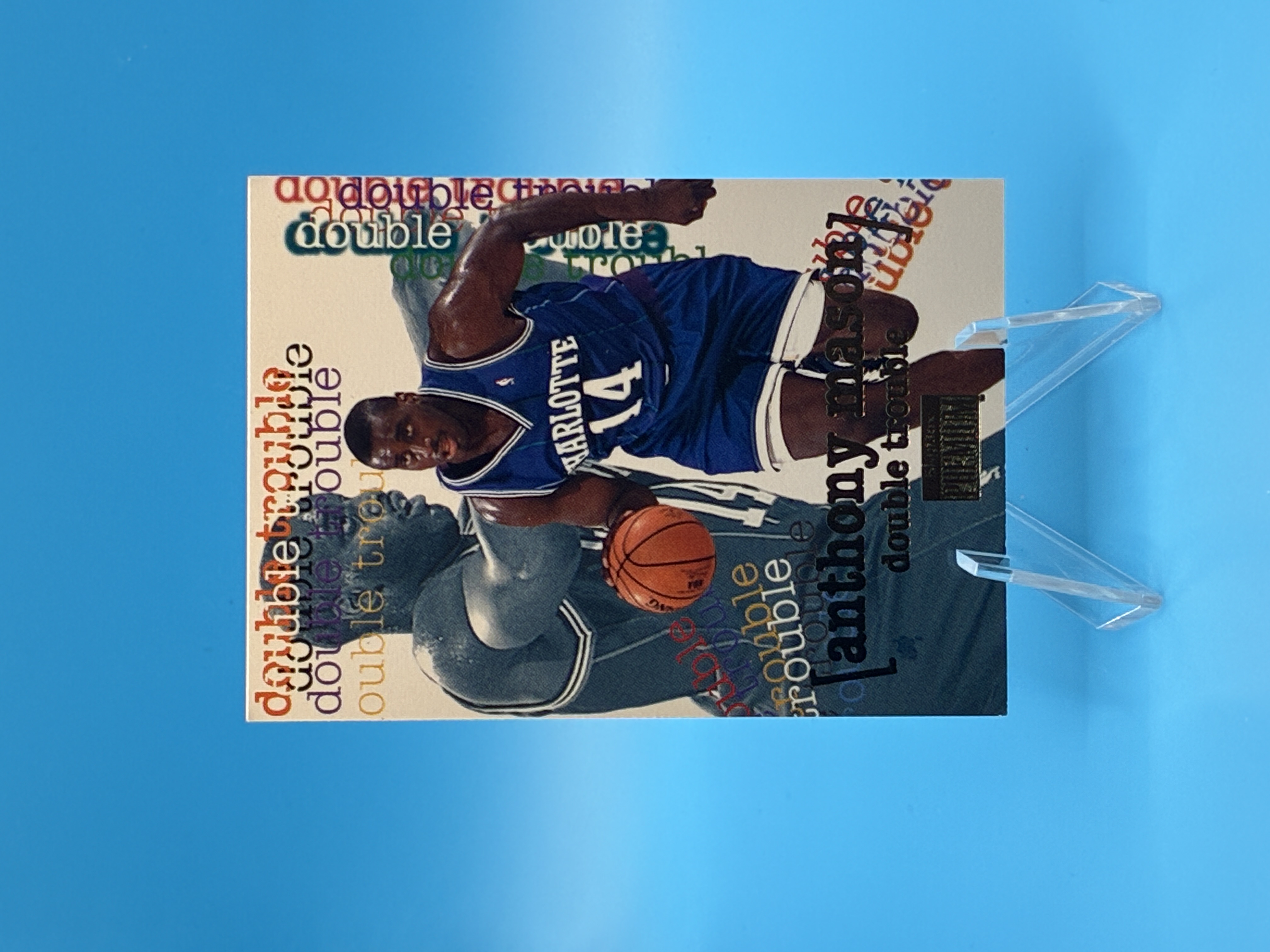 1996/1997 SkyBox Premium Anthony Mason Double Trouble #271 Charlotte Hornets – Vorderseite