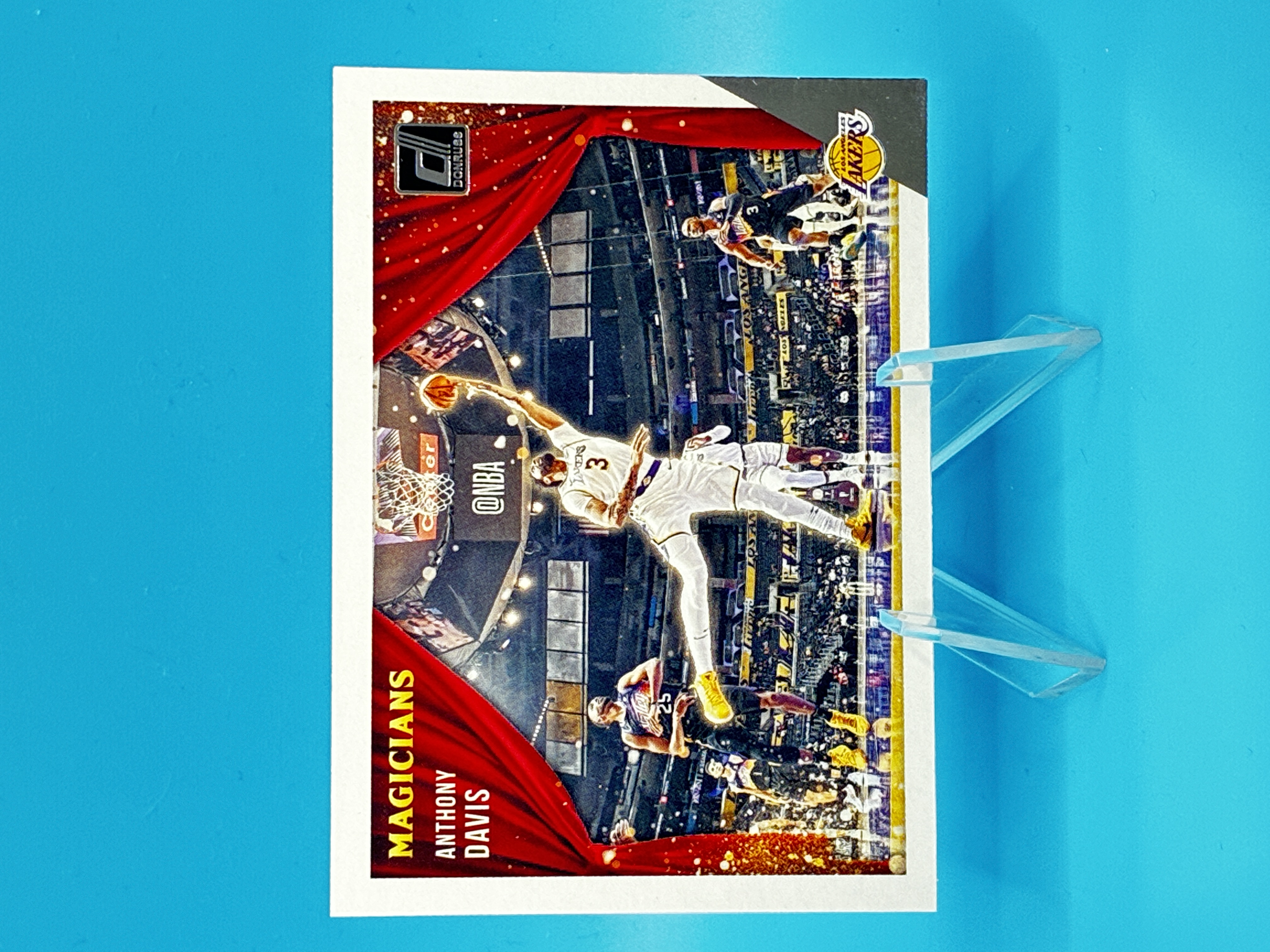 2021/2022 Panini Donruss Anthony Davis Magicians #4 Los Angeles Lakers – Vorderseite