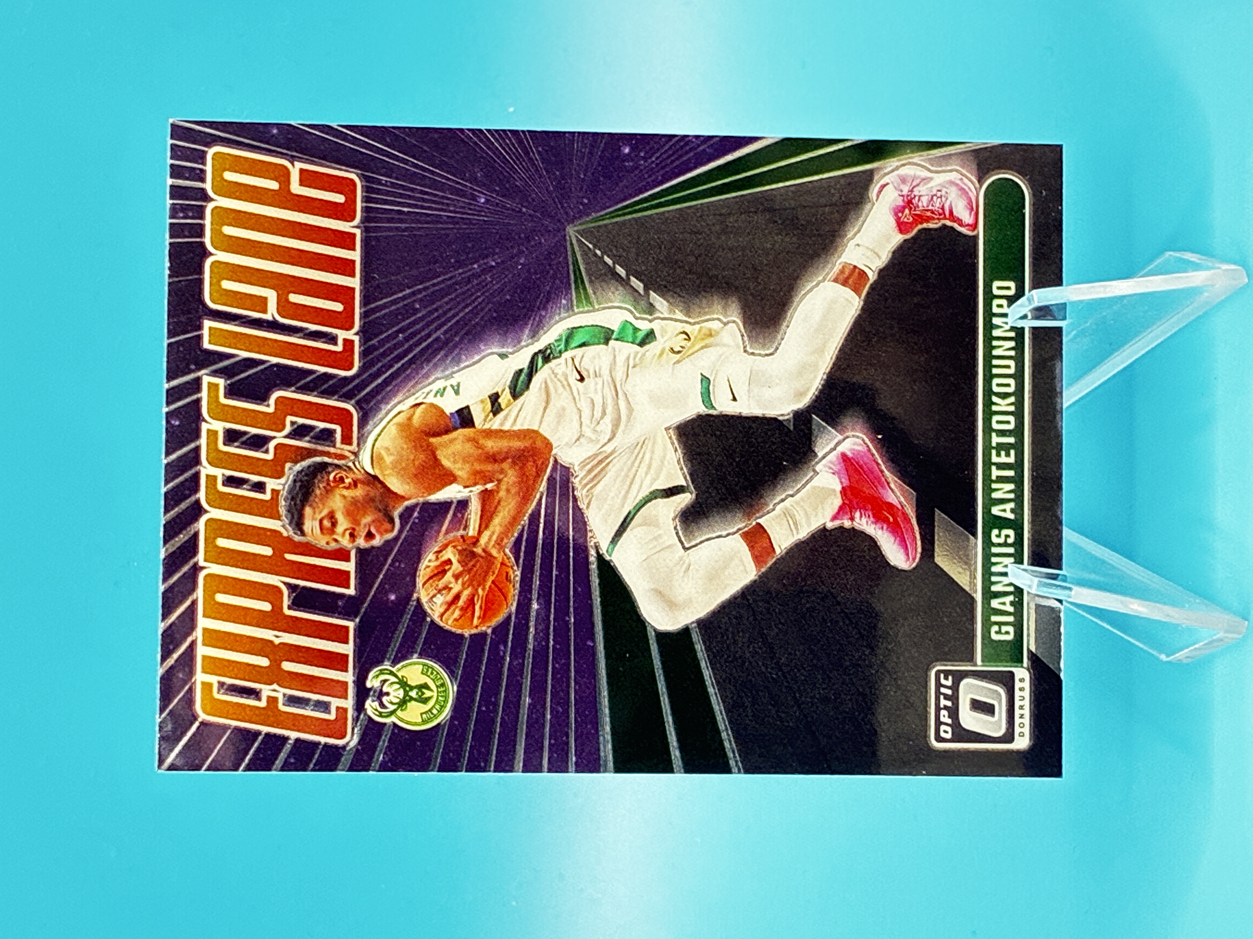 2023/2024 Panini Optic Giannis Antetokounmpo Express Lane #23 Milwaukee Bucks – Vorderseite
