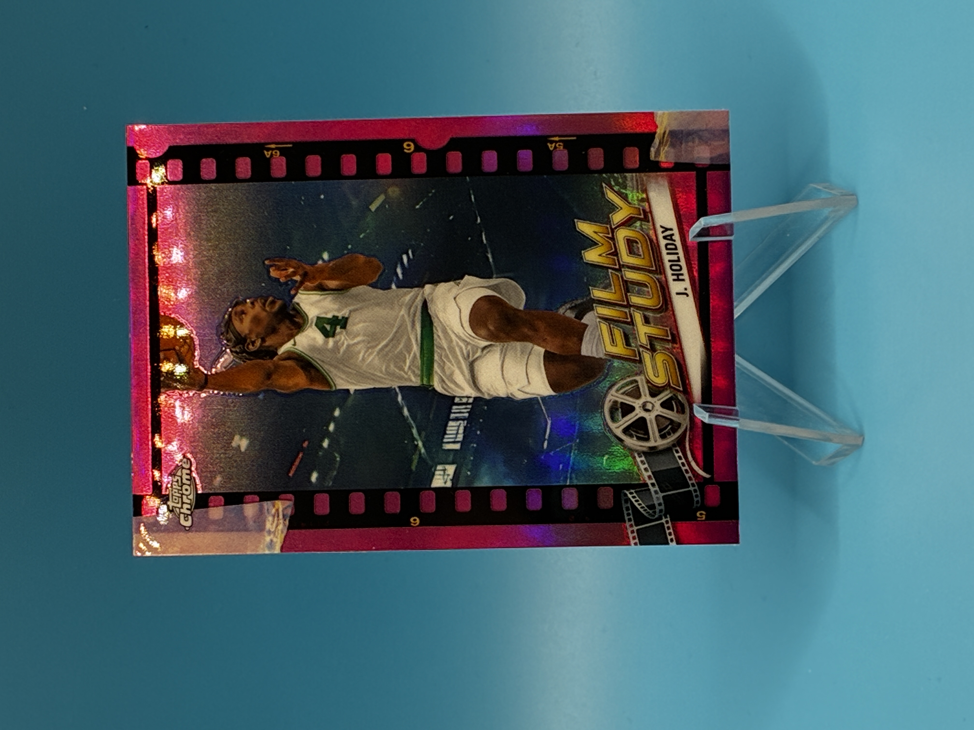 2023/2024 Topps Chrome Jrue Holiday Pink Film Study #FS-25 Boston Celtics – Vorderseite