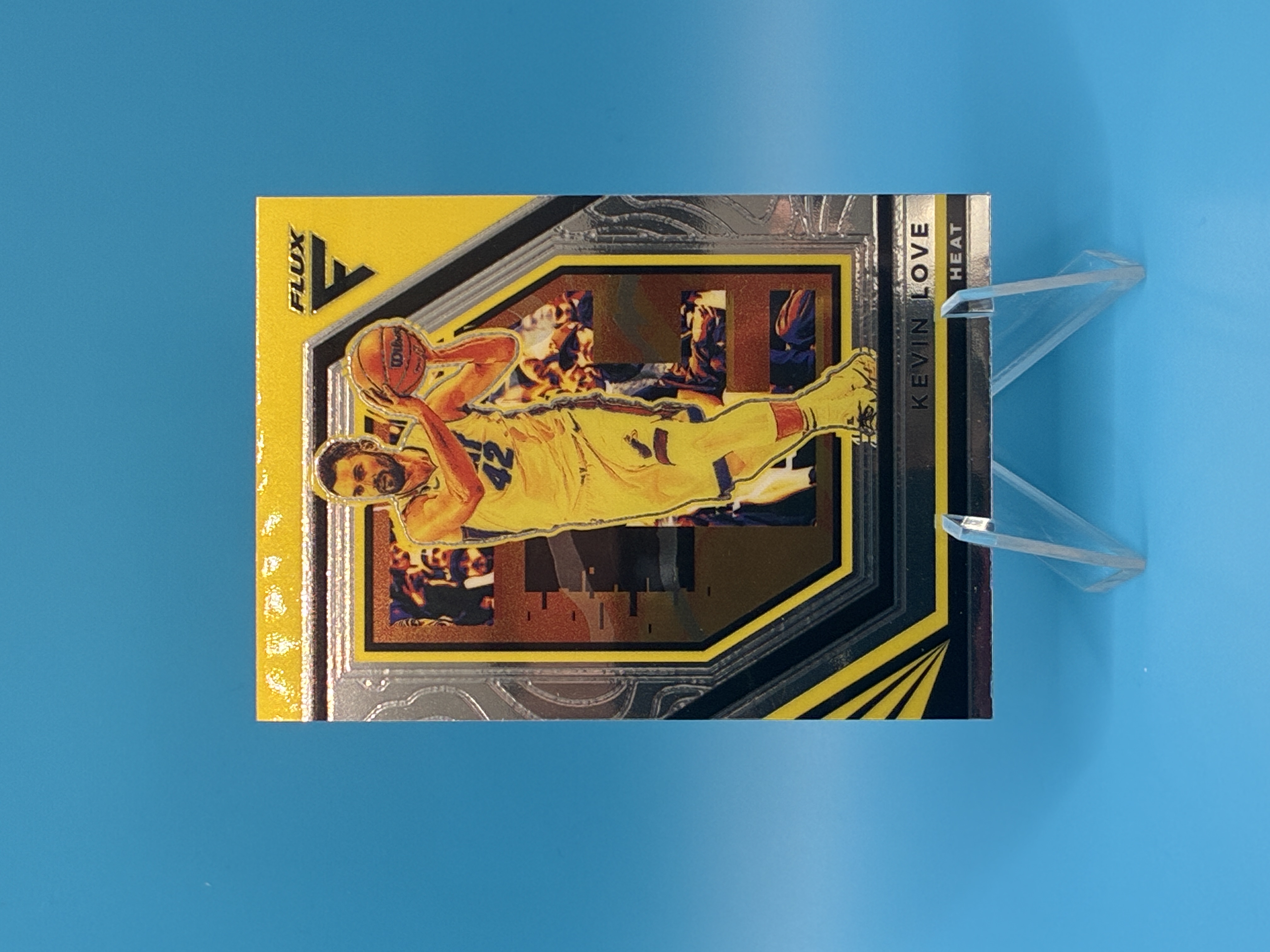 2022/2023 Panini Flux Kevin Love #25 Miami Heat – Vorderseite