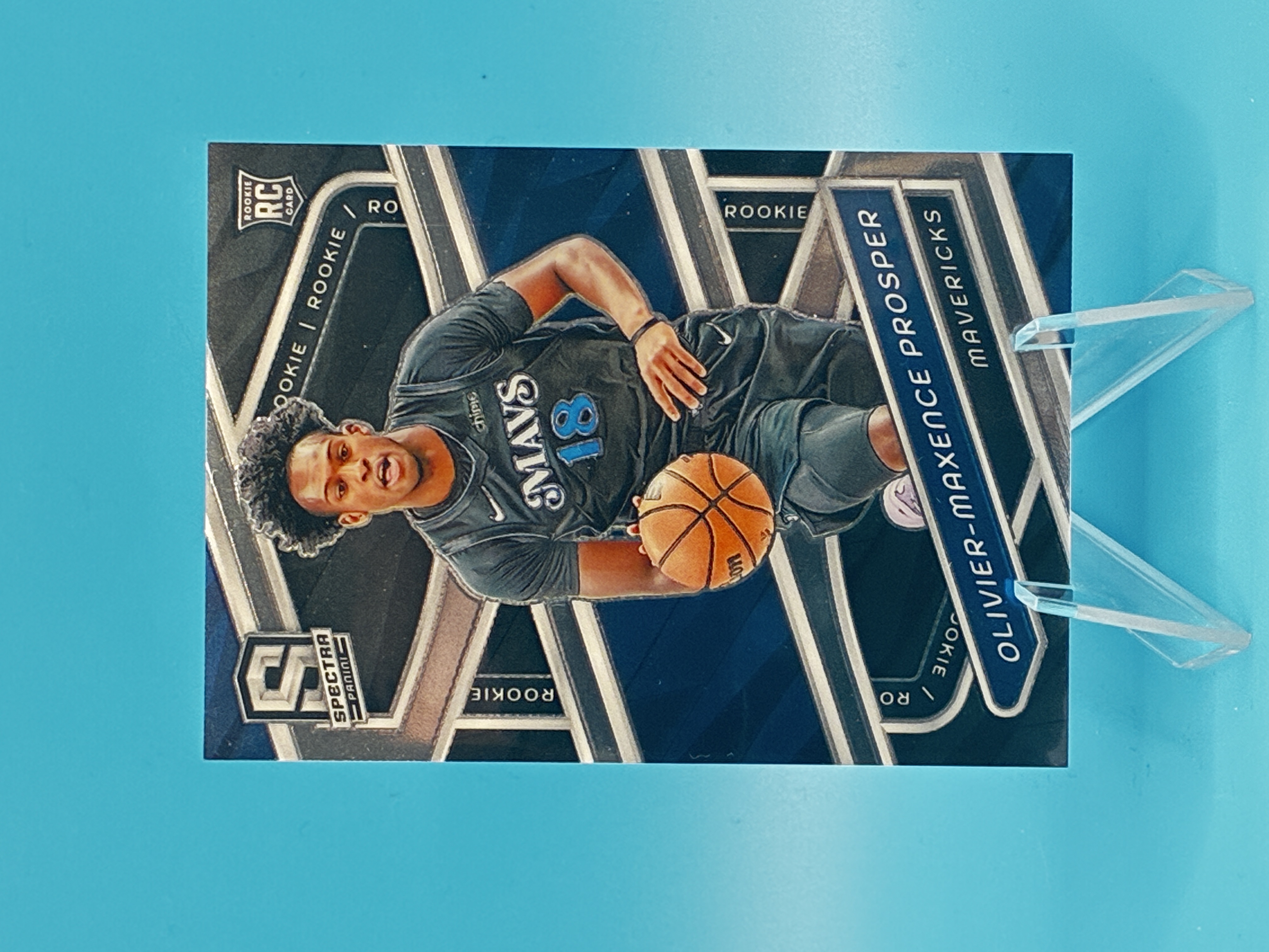 2023/2024 Panini Spectra Olivier-Maxence Prosper #130 Dallas Mavericks – Vorderseite