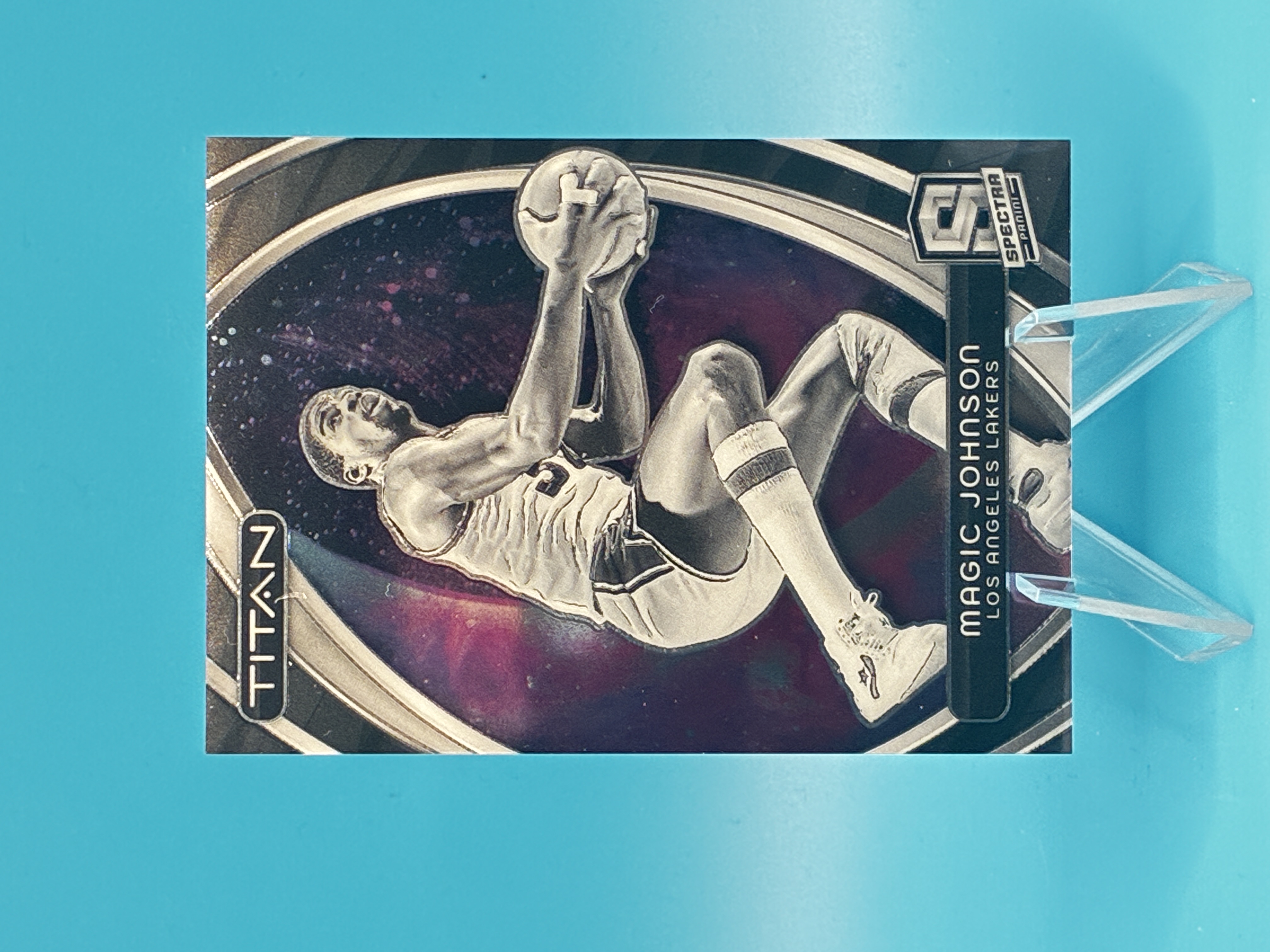 2023/2024 Panini Spectra Magic Johnson Negative Titan #6 Los Angeles Lakers – Vorderseite