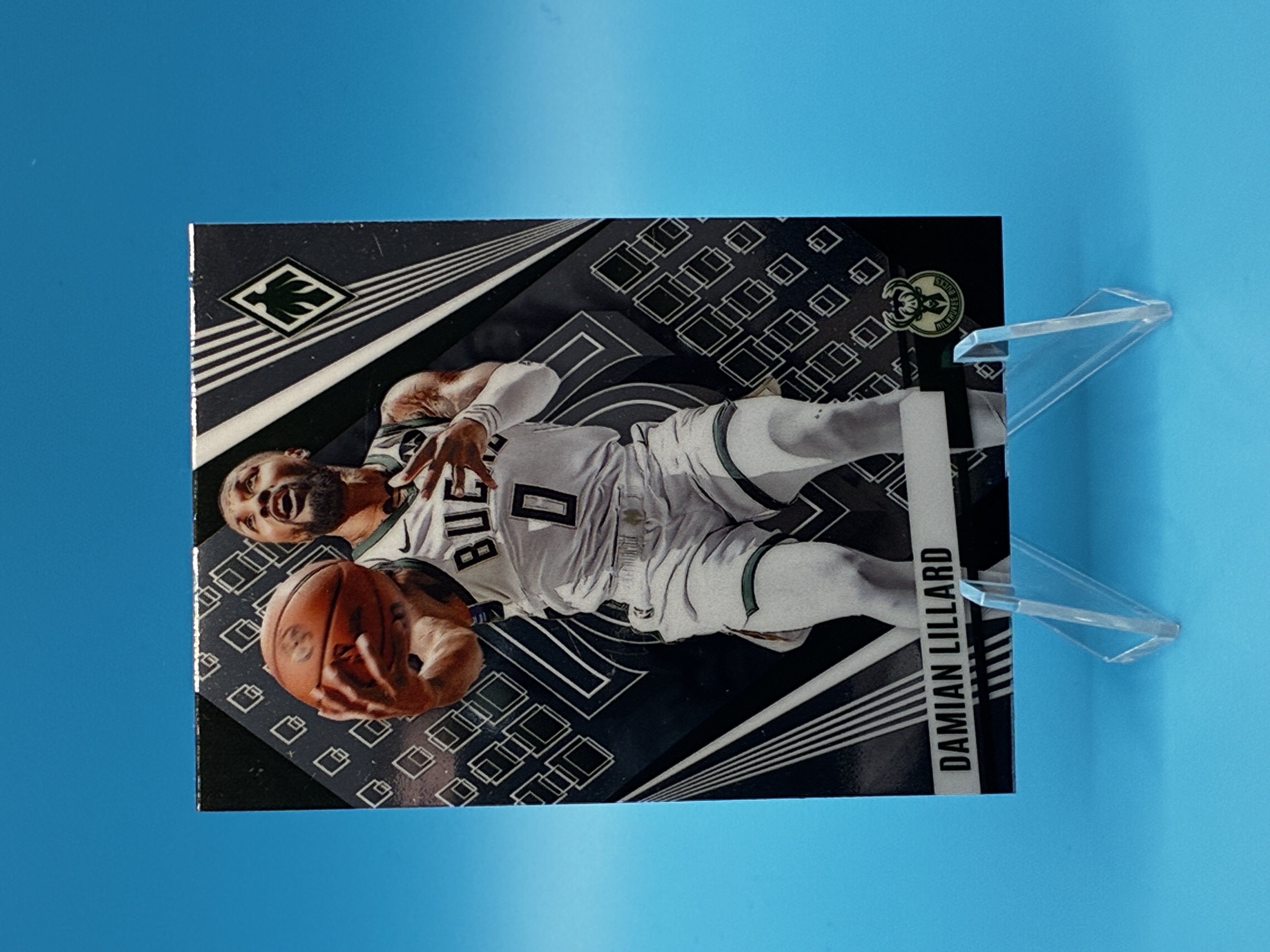 2023/2024 Panini Phoenix Damian Lillard #79 Milwaukee Bucks – Vorderseite