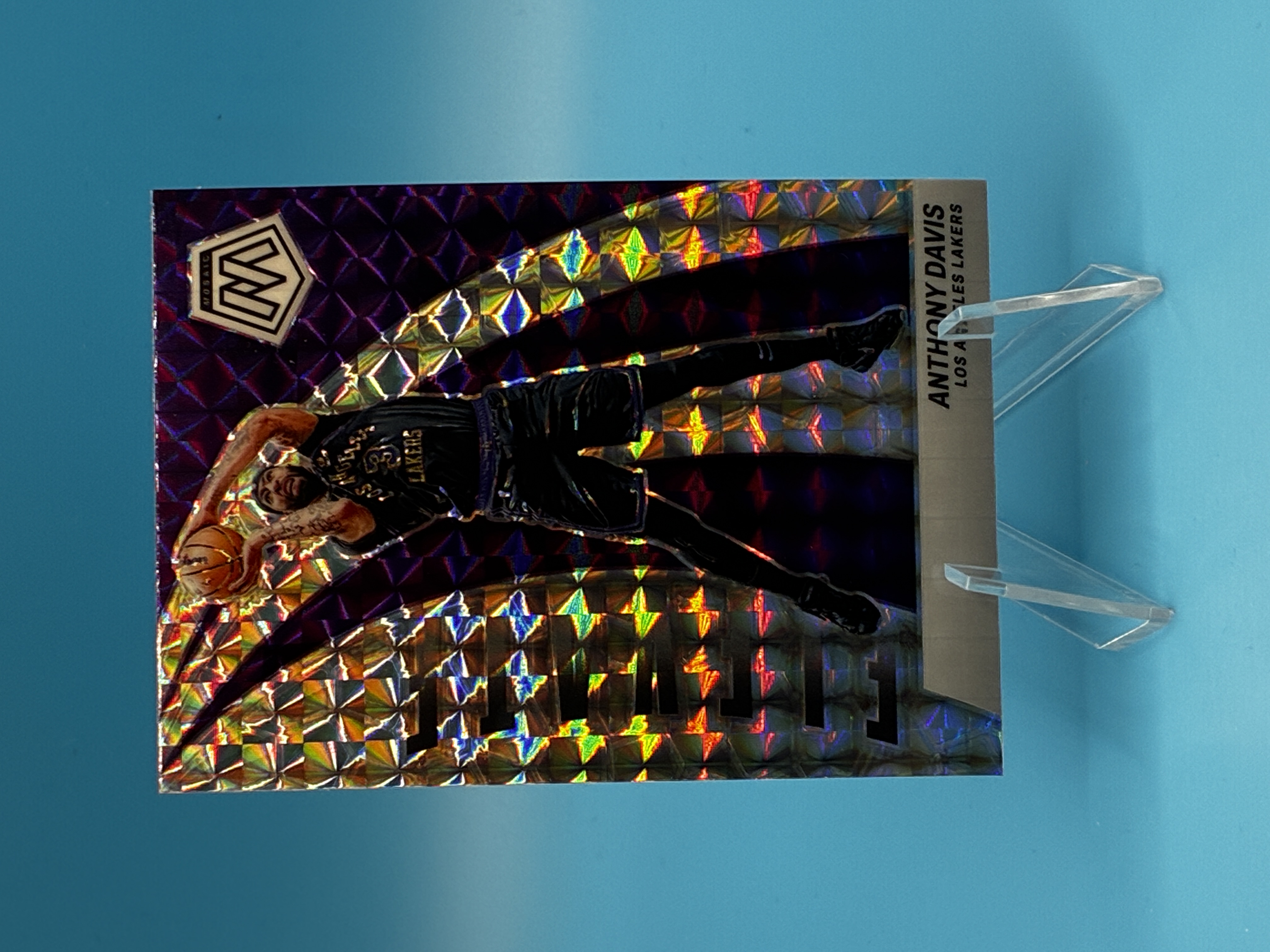 2023/2024 Panini Mosaic Anthony Davis Elevate #24 Los Angeles Lakers – Vorderseite