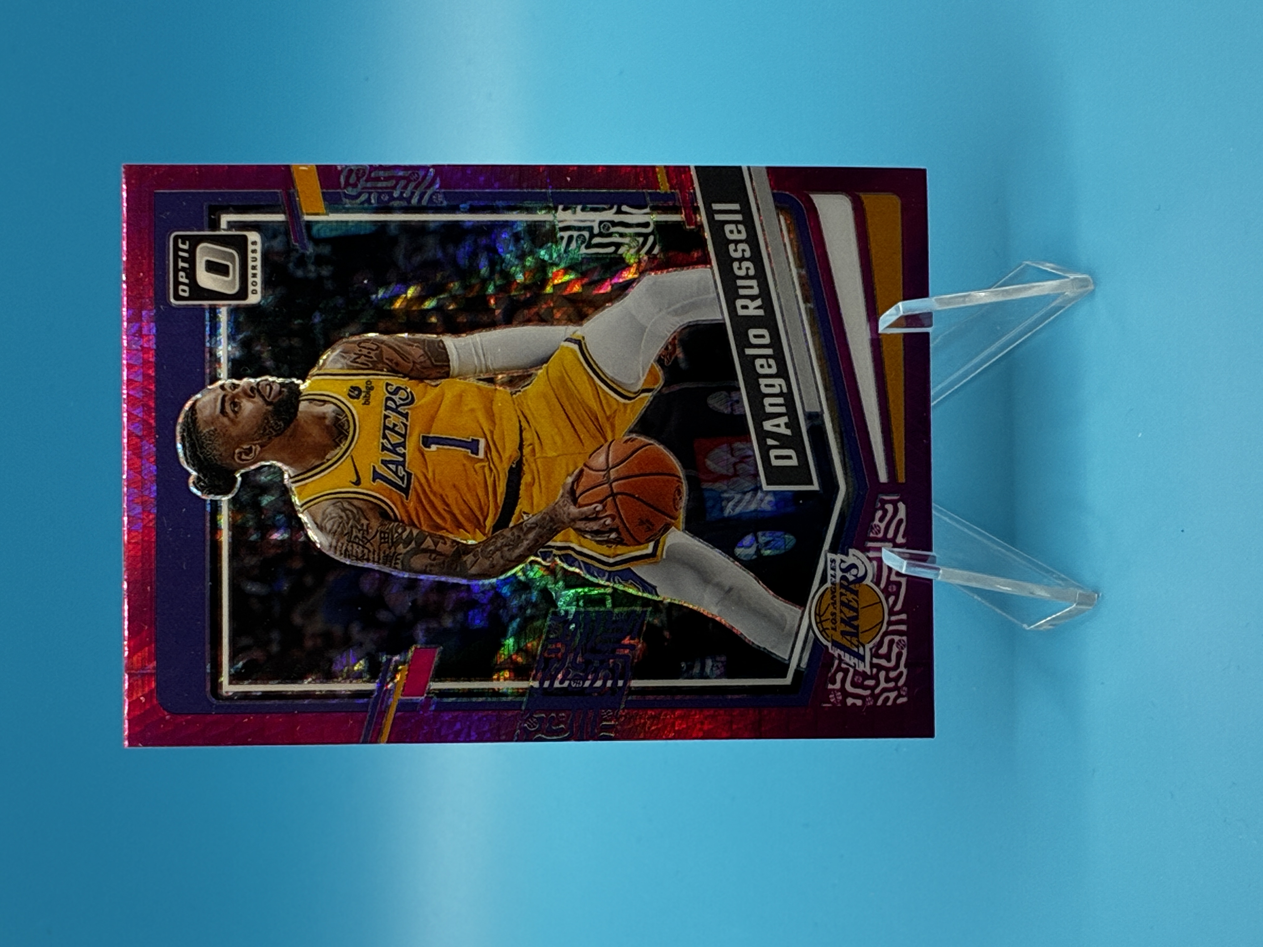 2023/2024 Panini Optic D'Angelo Russell Pink Velocity #18 Los Angeles Lakers – Vorderseite