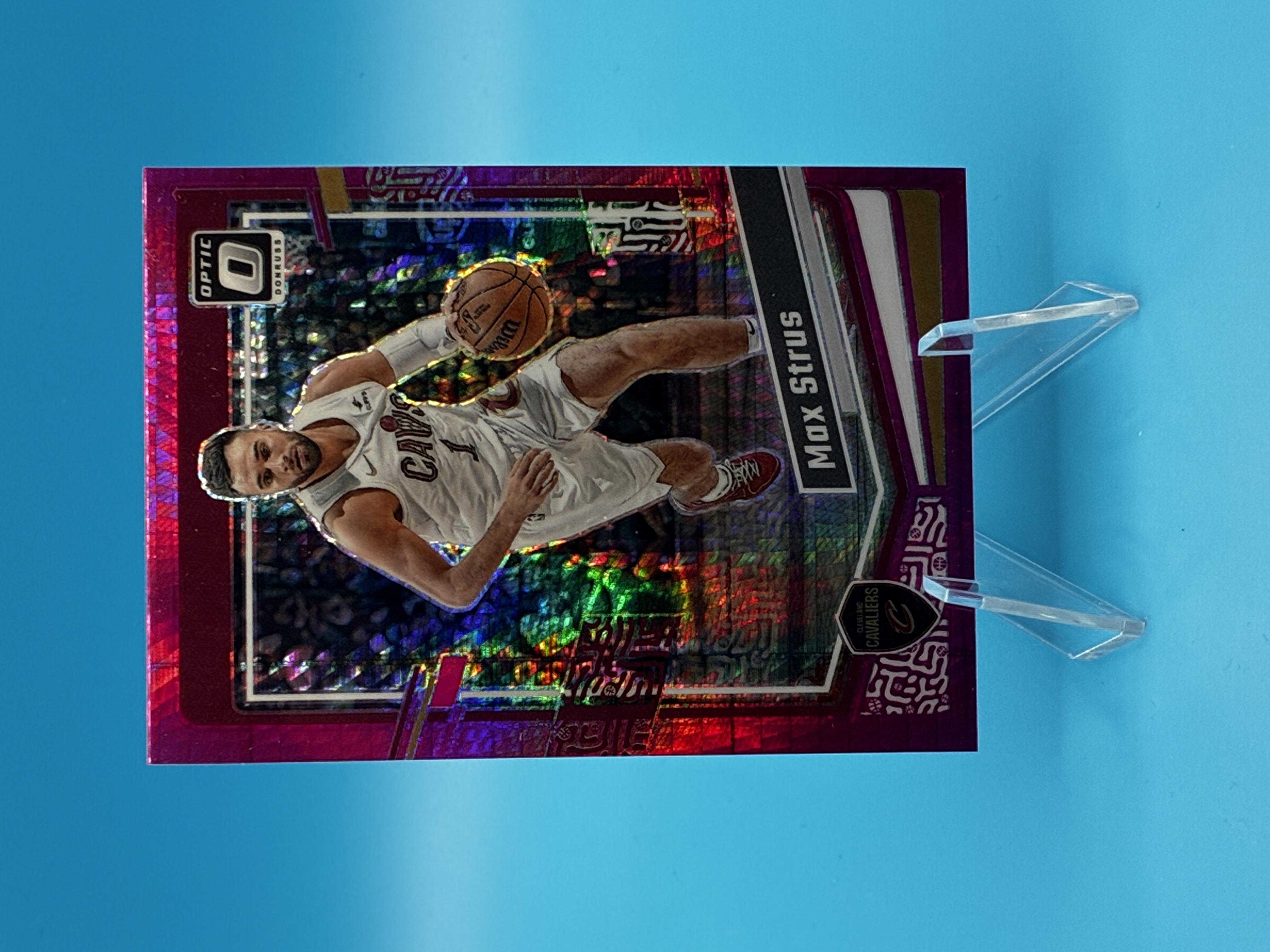2023/2024 Panini Optic Max Strus Pink Velocity #38 Cleveland Cavaliers – Vorderseite