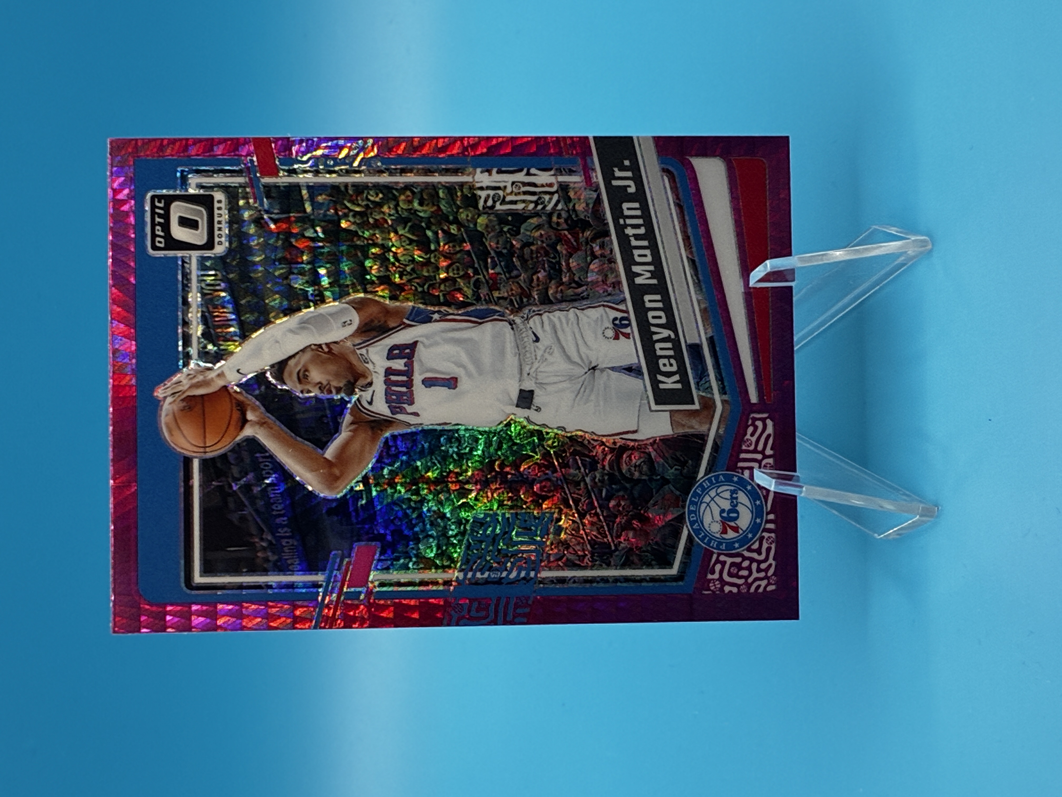 2023/2024 Panini Optic Kenyon Martin Jr. Pink Velocity #132 Philadelphia 76ers – Vorderseite