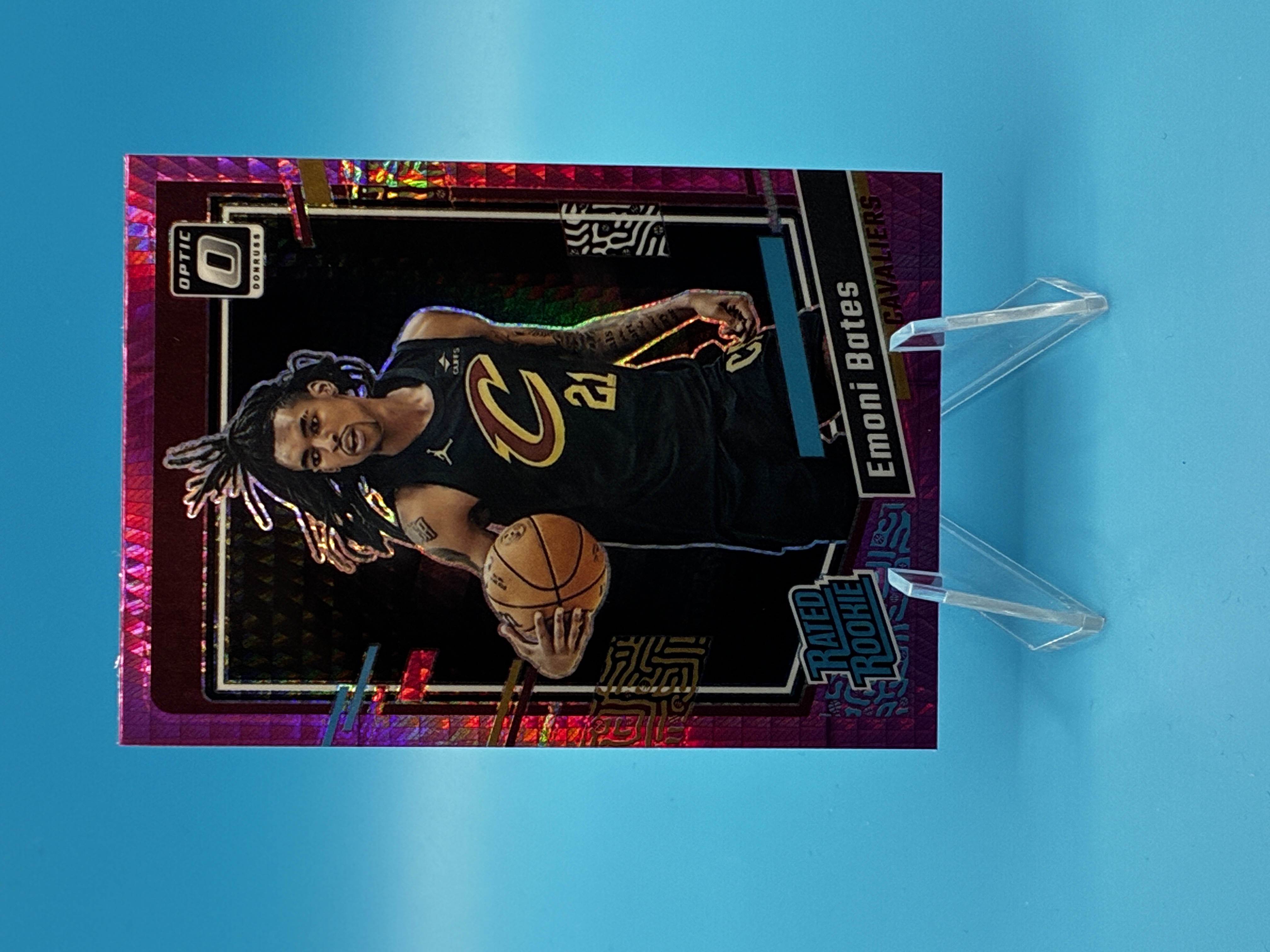2023/2024 Panini Optic Emoni Bates Pink Velocity #241 Cleveland Cavaliers – Vorderseite