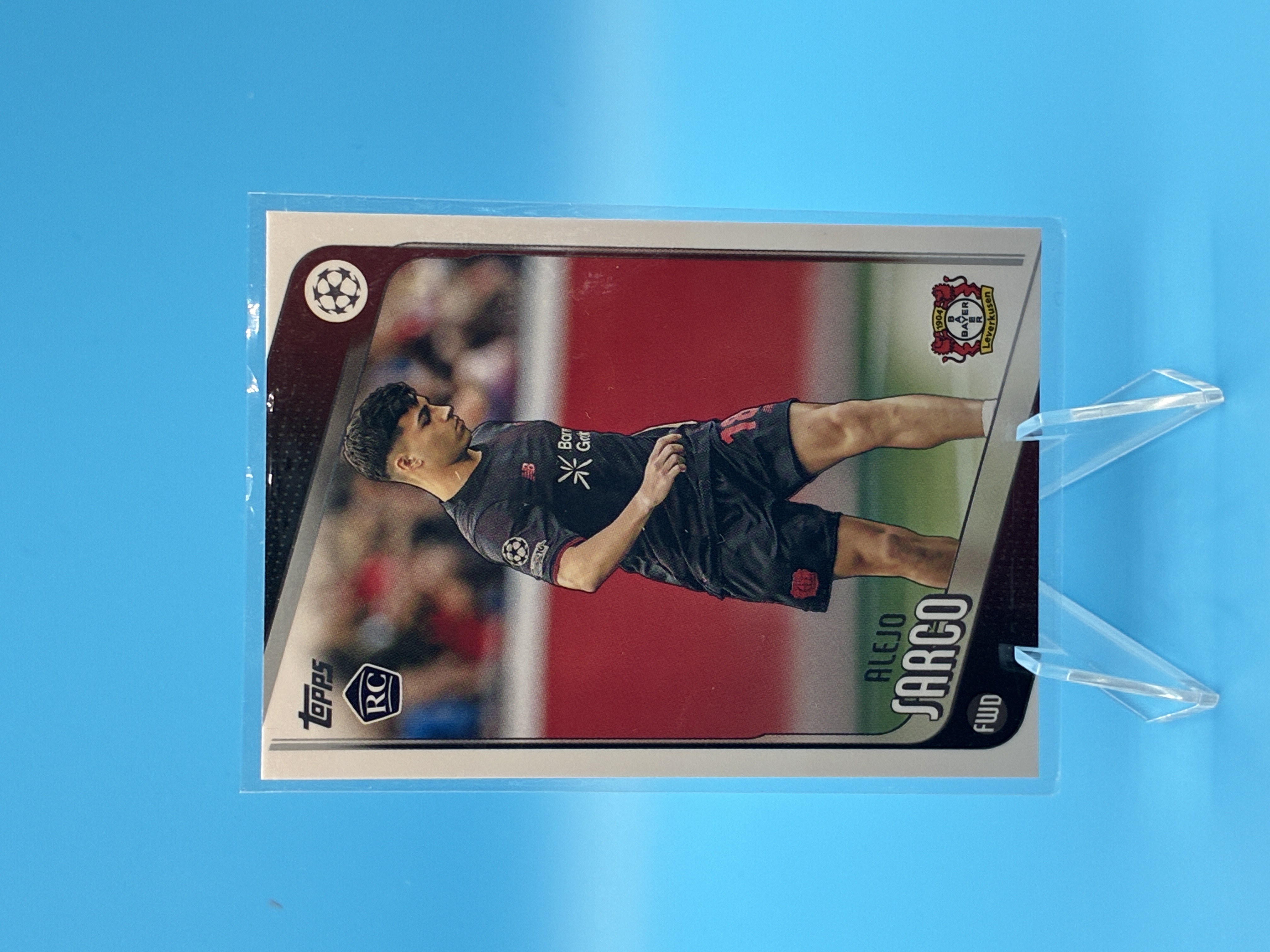 2025/2026 Topps Flagship Alejo Sarco #44 Bayer 04 Leverkusen – Vorderseite