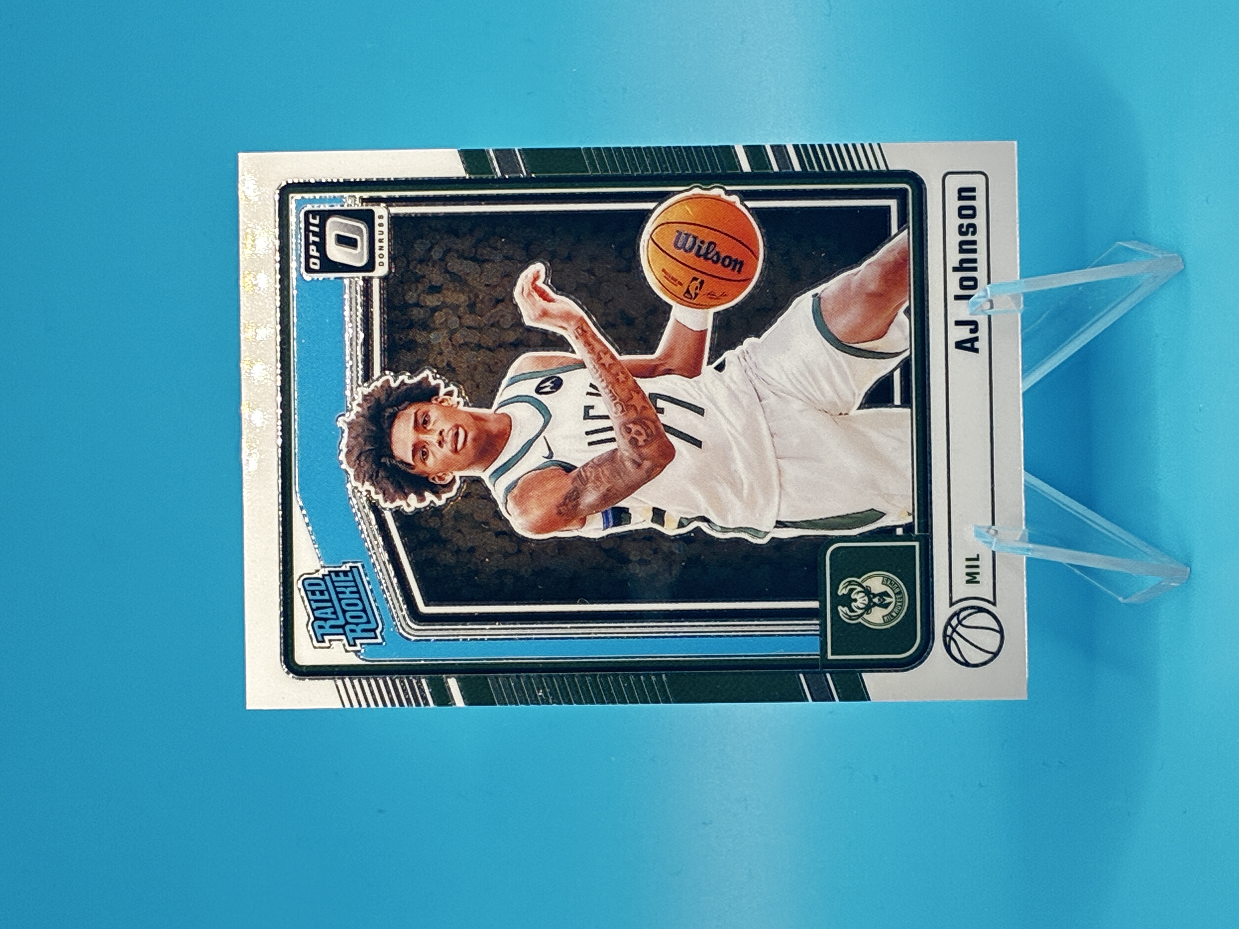 2024/2025 Panini Optic AJ Johnson Rated Rookie #277 Milwaukee Bucks – Vorderseite