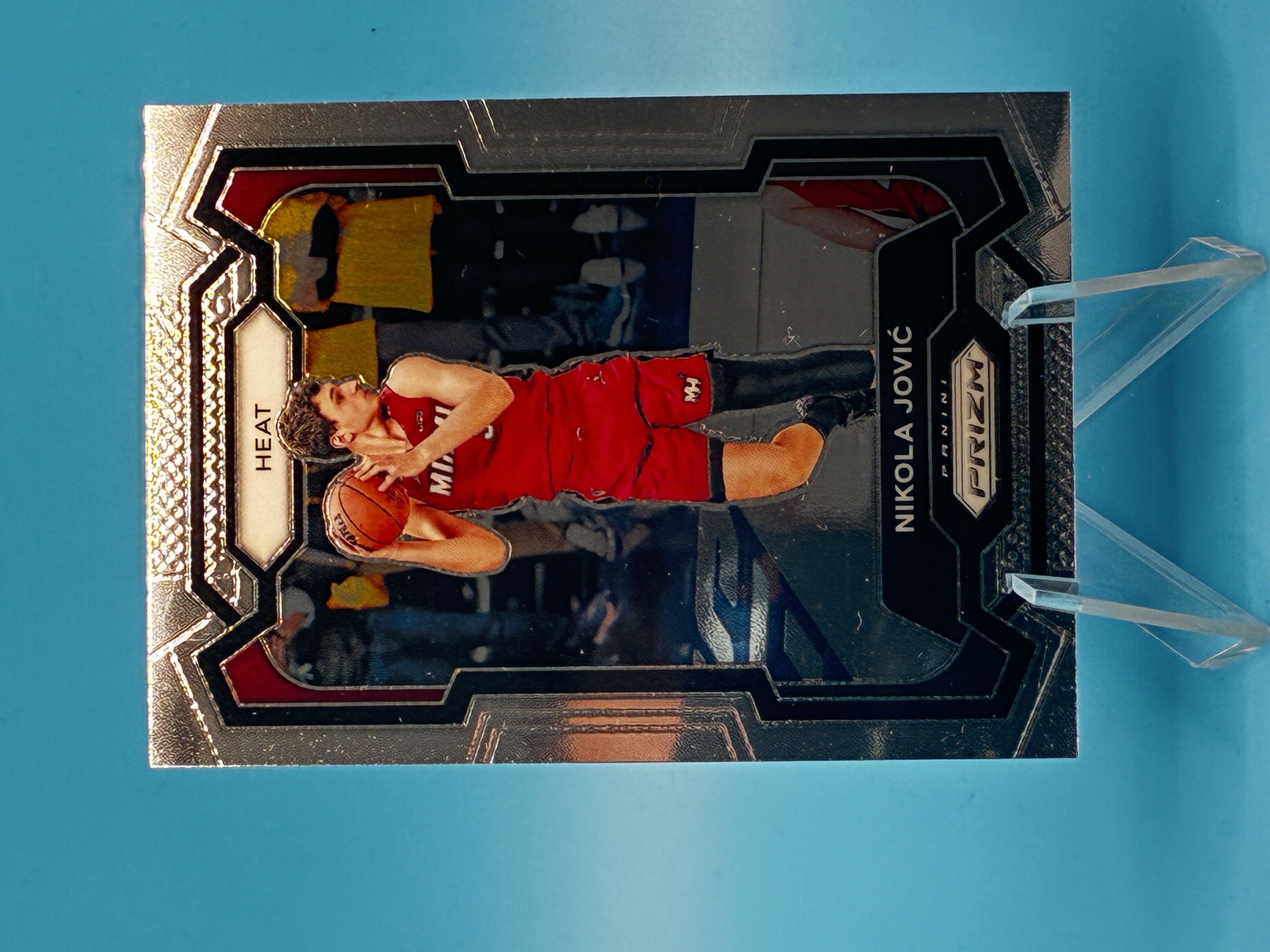 2023/2024 Panini Prizm Nikola Jović #121 Miami Heat – Vorderseite